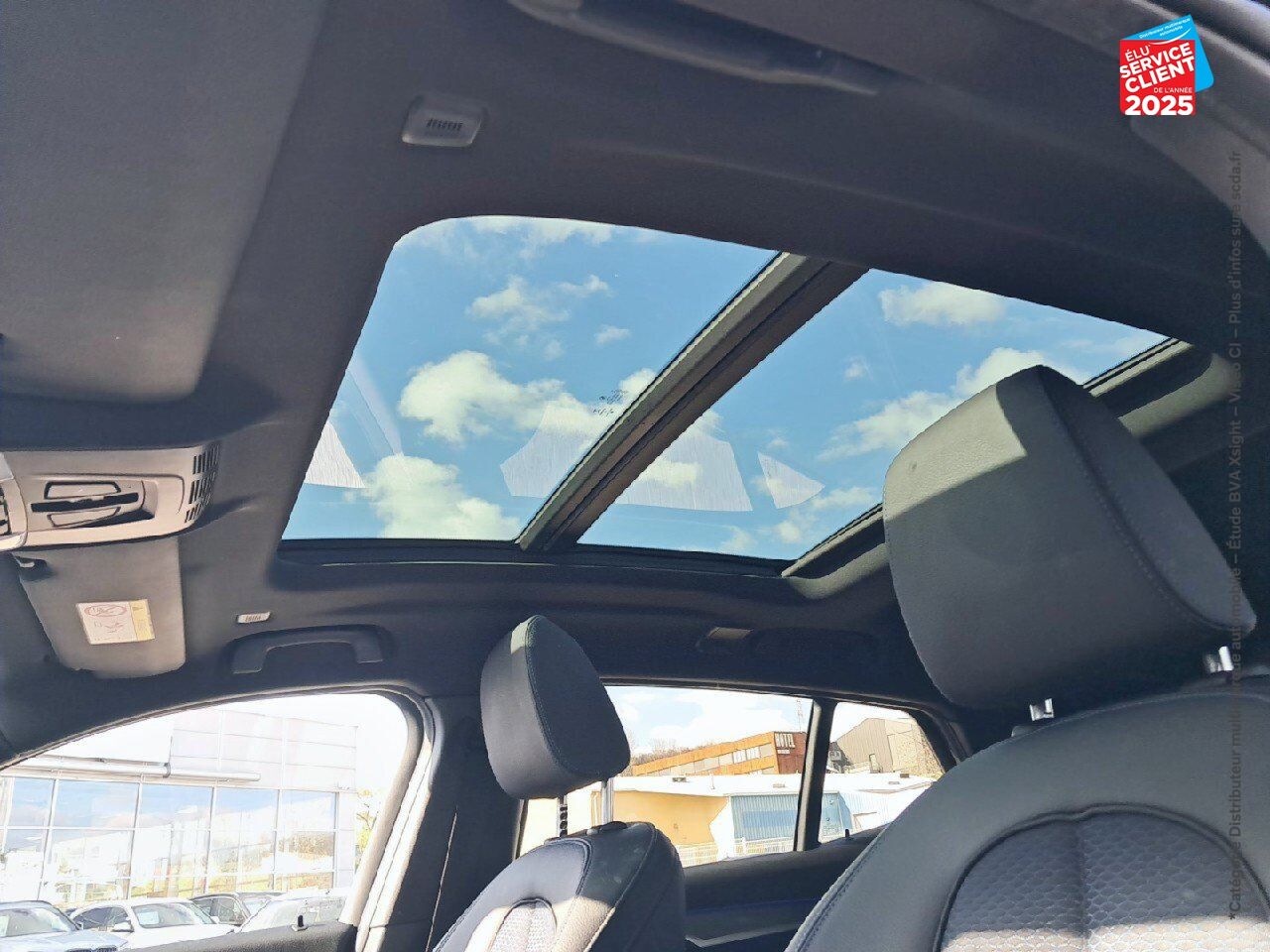Véhicule d'occasion BMW X2 SDRIVE18DA 150CH M SPORT X EURO6D-T TOUVRANT SIEGES CHAUF GPS CAMERA ATTELAGE chez MINI Lons-Le-Saunier