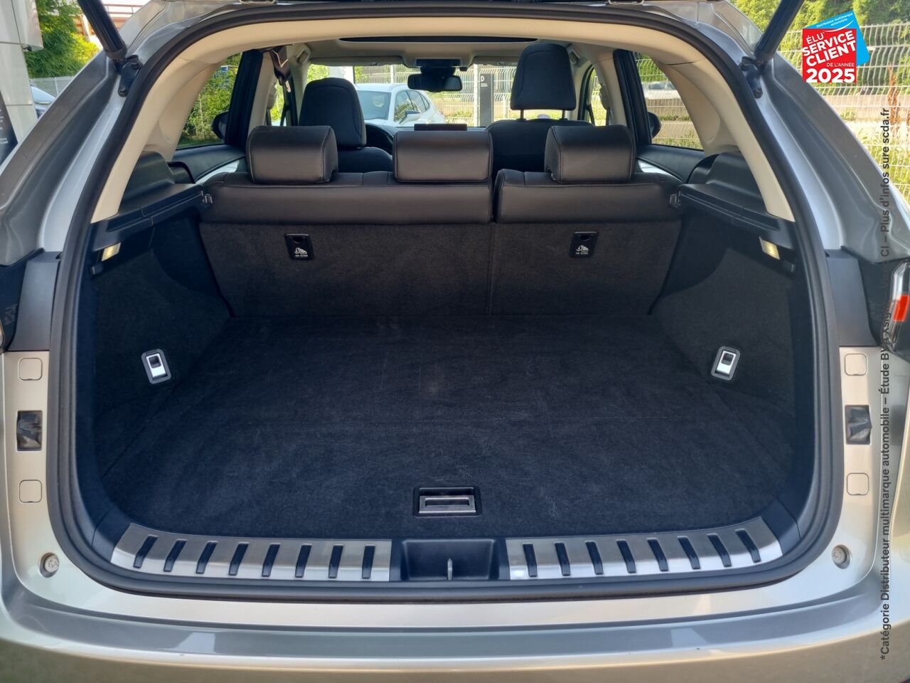 Véhicule d'occasion LEXUS NX 300H 4WD LUXE PLUS MY21 chez Toyota Thionville