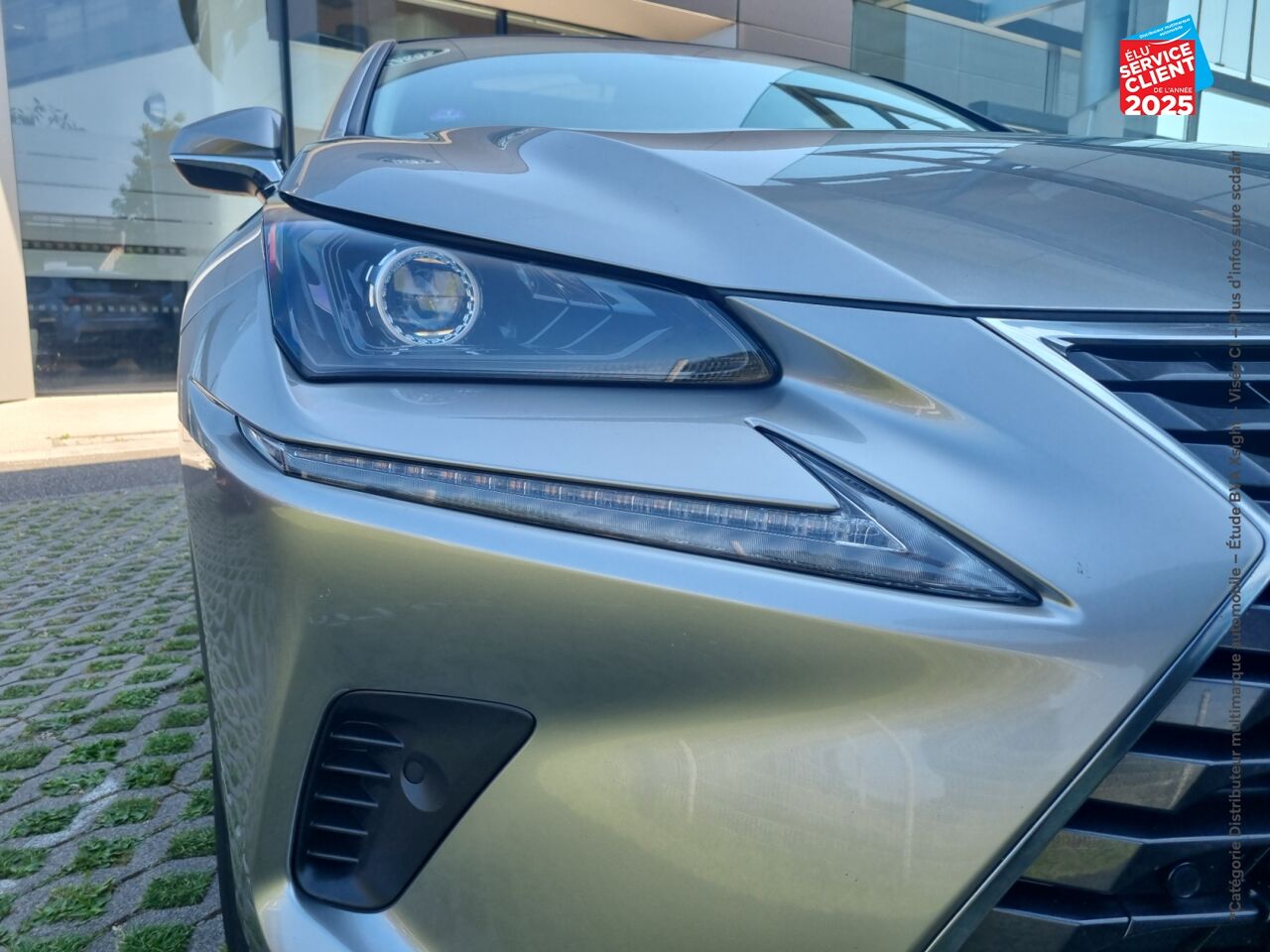Véhicule d'occasion LEXUS NX 300H 4WD LUXE PLUS MY21 chez Toyota Thionville