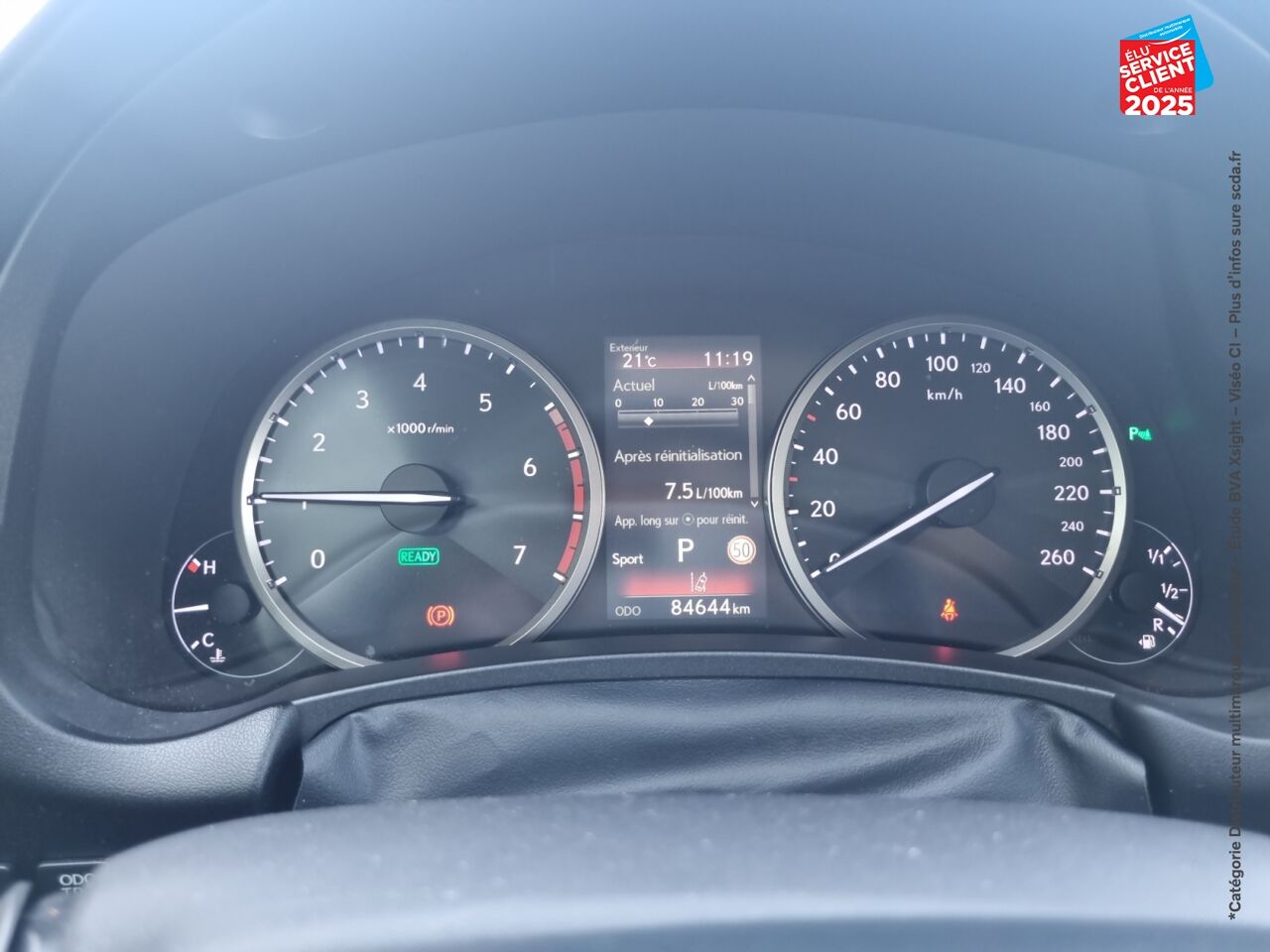 Véhicule d'occasion LEXUS NX 300H 4WD LUXE PLUS MY21 chez Toyota Thionville
