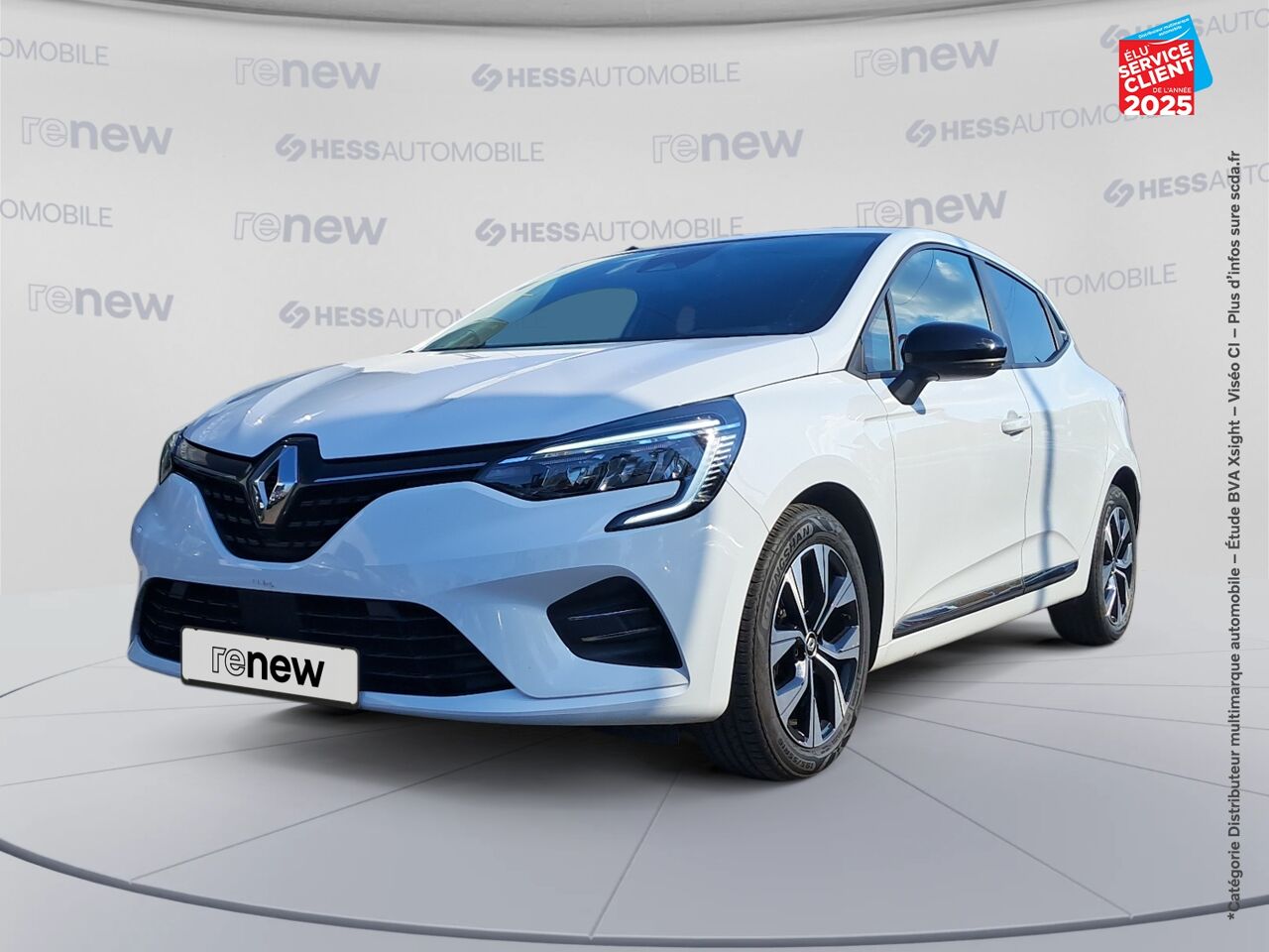 Véhicule d'occasion RENAULT CLIO REVERSIBLE 1.5 BLUE DCI 100CH EVOLUTION GPS RADAR AR chez HESS Automobile