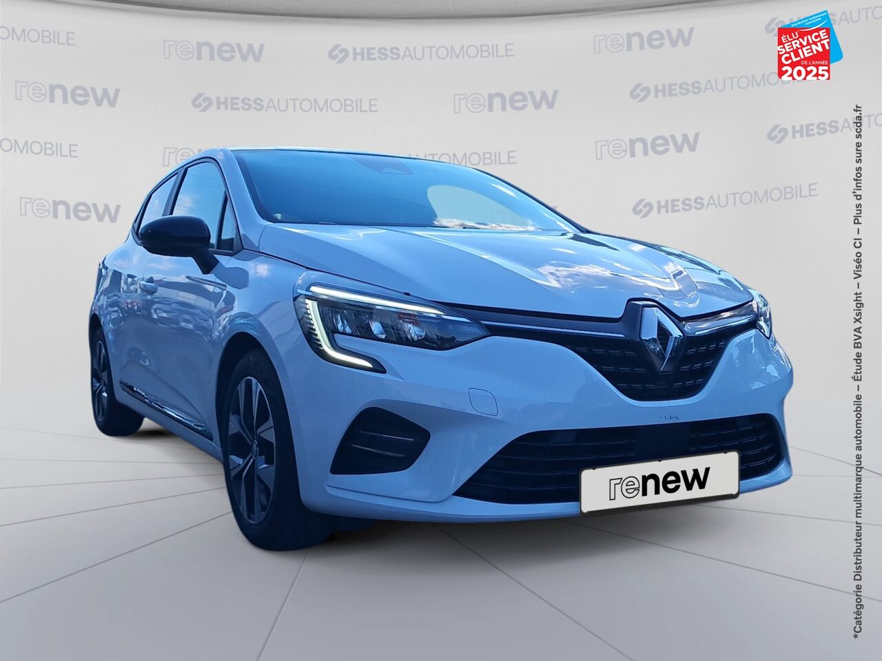 Véhicule d'occasion RENAULT CLIO REVERSIBLE 1.5 BLUE DCI 100CH EVOLUTION GPS RADAR AR chez HESS Automobile