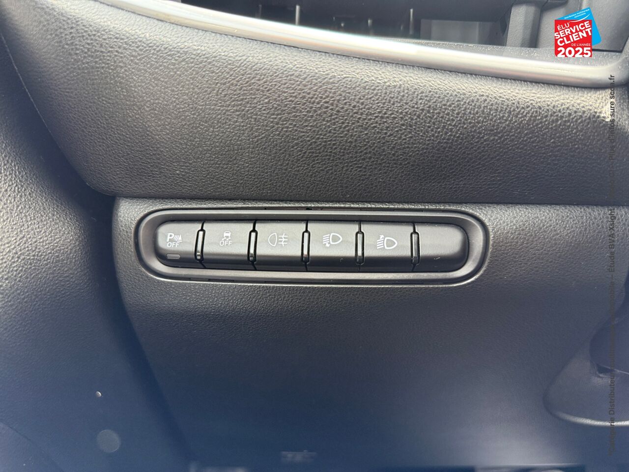 Véhicule d'occasion FIAT 500 E 118CH ICONE GPS CAMERA chez HESS Automobile