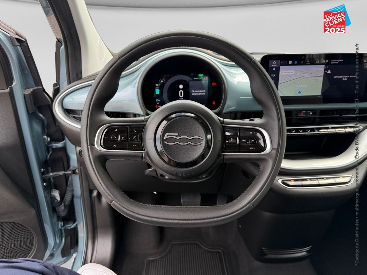 Véhicule d'occasion FIAT 500 E 118CH ICONE GPS CAMERA chez HESS Automobile