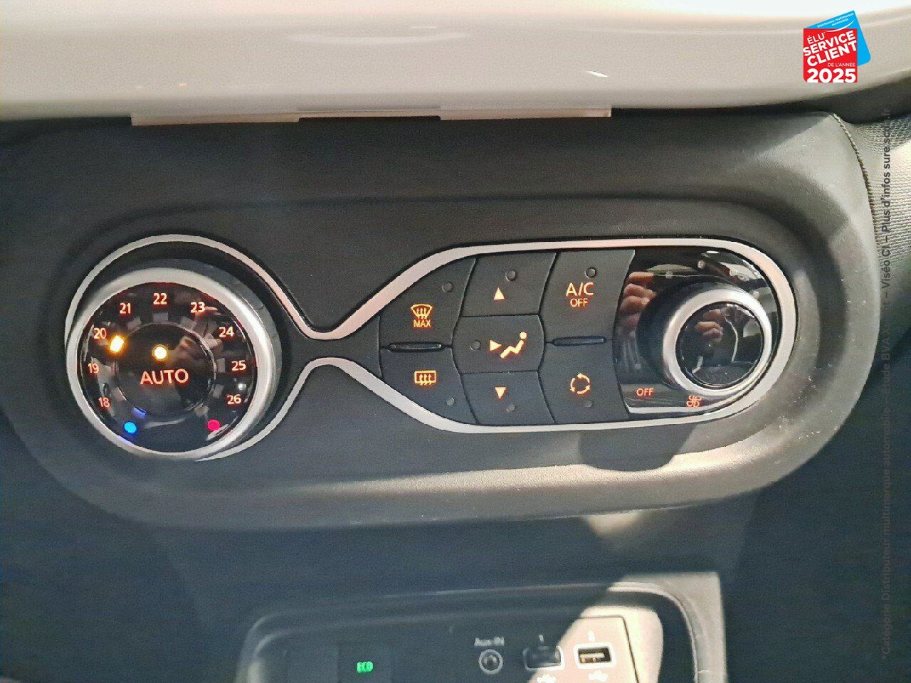 Véhicule d'occasion RENAULT TWINGO E-TECH ELECTRIC TECHNO R80 ACHAT INTEGRAL chez Hyundai Epernay