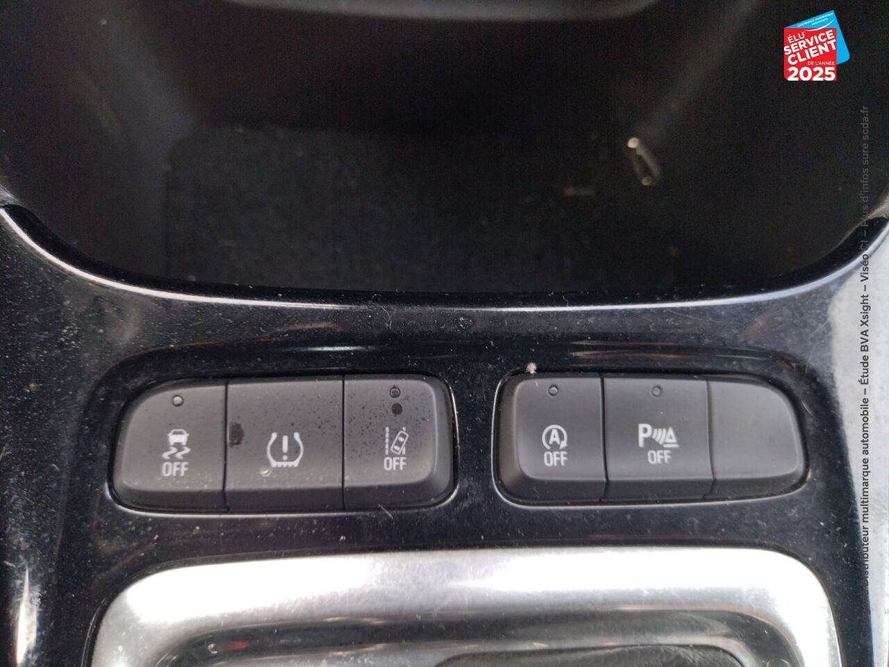 Véhicule d'occasion OPEL CROSSLAND X 1.5 D 120CH OPEL 2020 BVA EURO 6D-T chez Toyota Saint Dizier