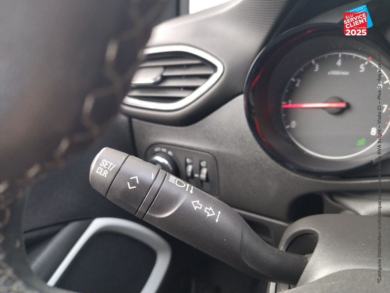 Véhicule d'occasion OPEL CROSSLAND X 1.5 D 120CH OPEL 2020 BVA EURO 6D-T chez Toyota Saint Dizier