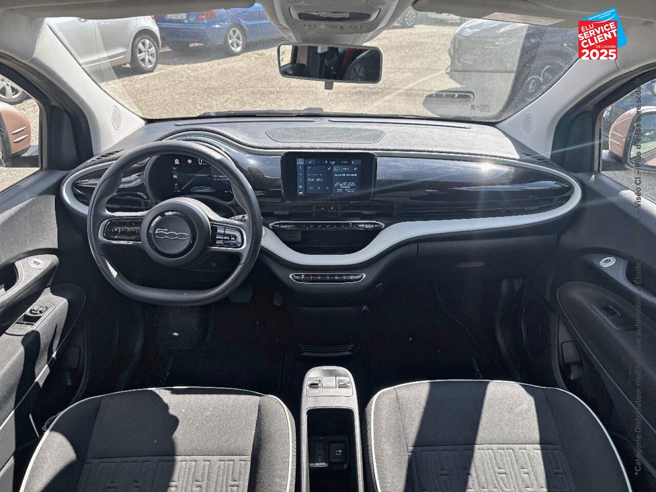 Véhicule d'occasion FIAT 500 E 95CH ACTION PLUS STEP1 chez Peugeot Reims