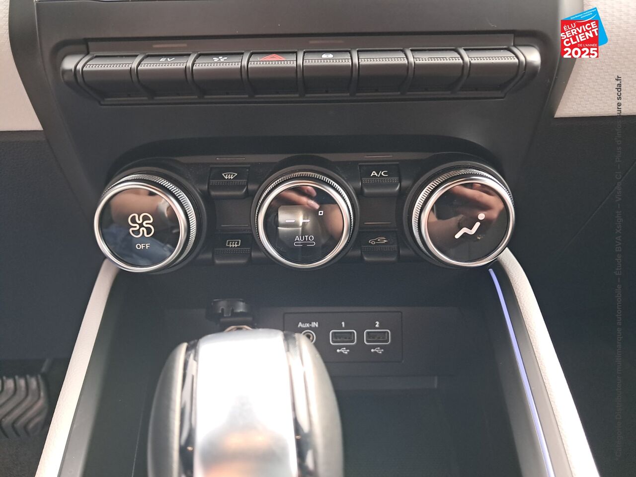 Véhicule d'occasion RENAULT CLIO 1.6 E-TECH 140CH INTENS chez Toyota Thionville