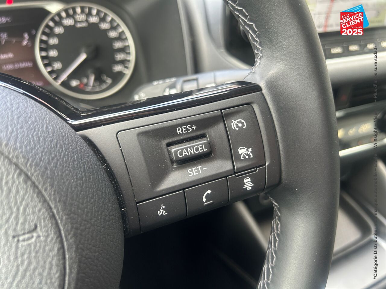 Véhicule d'occasion NISSAN QASHQAI 1.3 MILD HYBRID 140CH N-CONNECTA 2022 chez Dacia Belfort