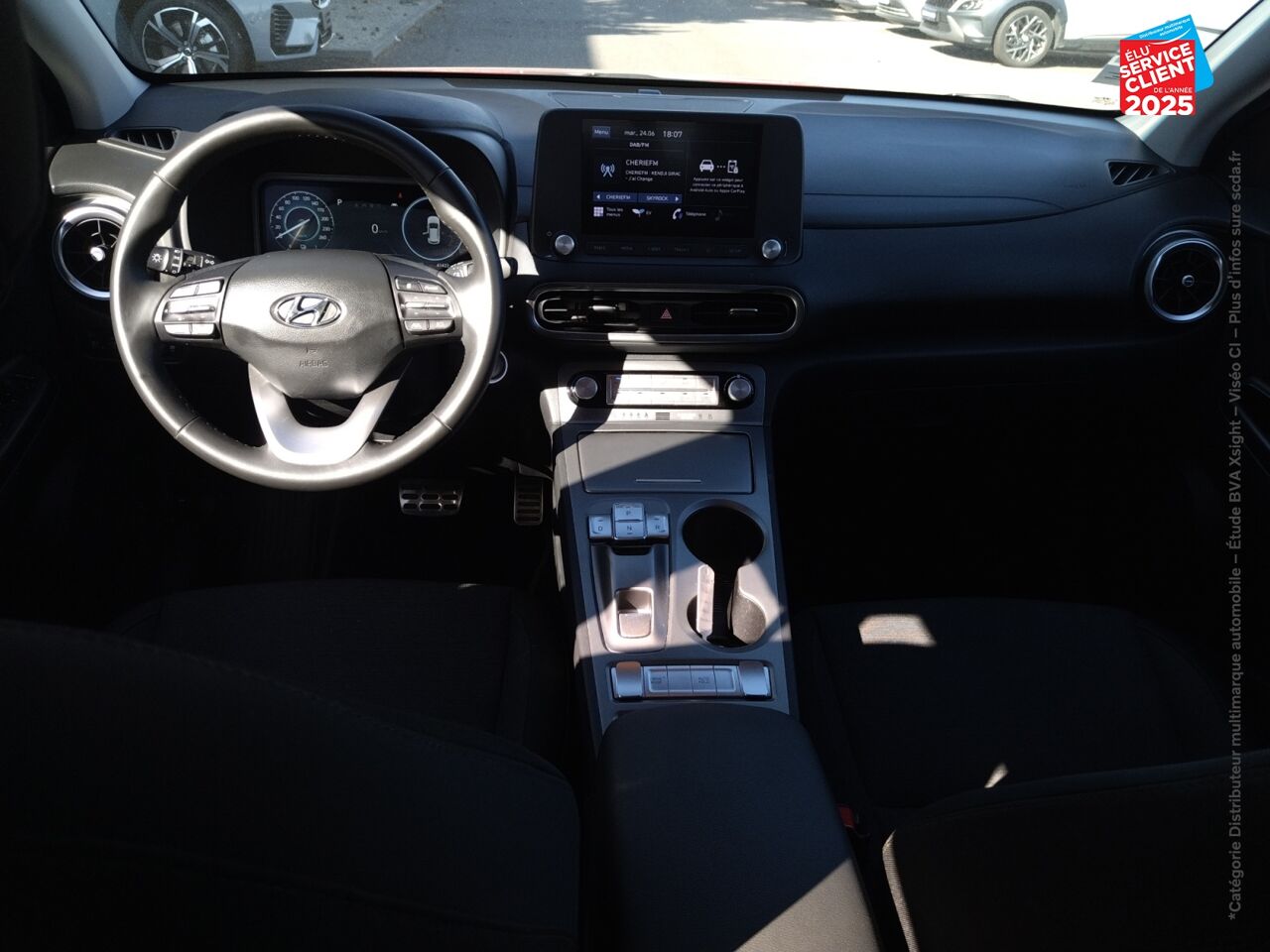 Véhicule d'occasion HYUNDAI KONA ELECTRIC 64KWH - 204CH INTUITIVE CAMERA chez Hyundai Epernay