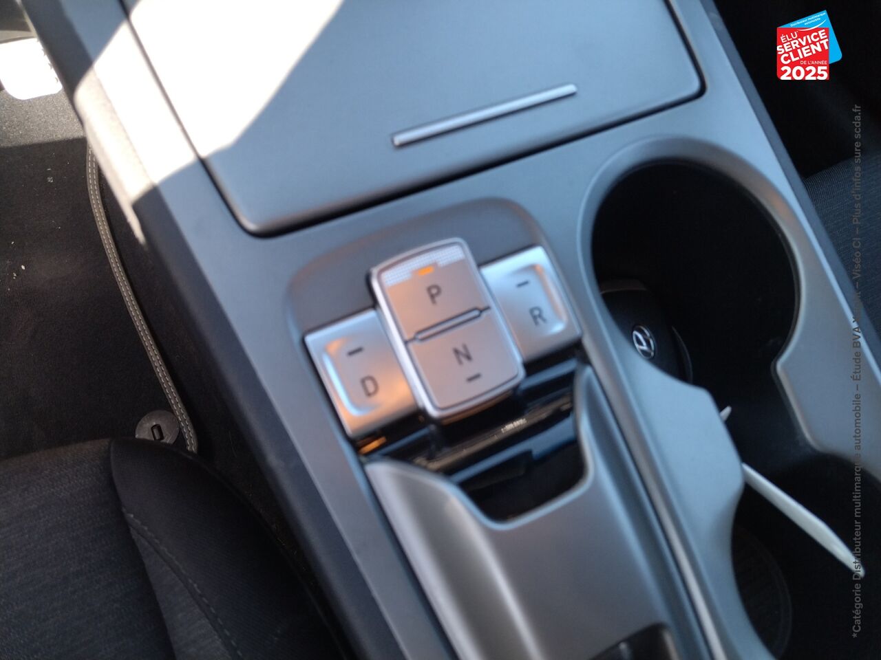 Véhicule d'occasion HYUNDAI KONA ELECTRIC 64KWH - 204CH INTUITIVE CAMERA chez Hyundai Epernay