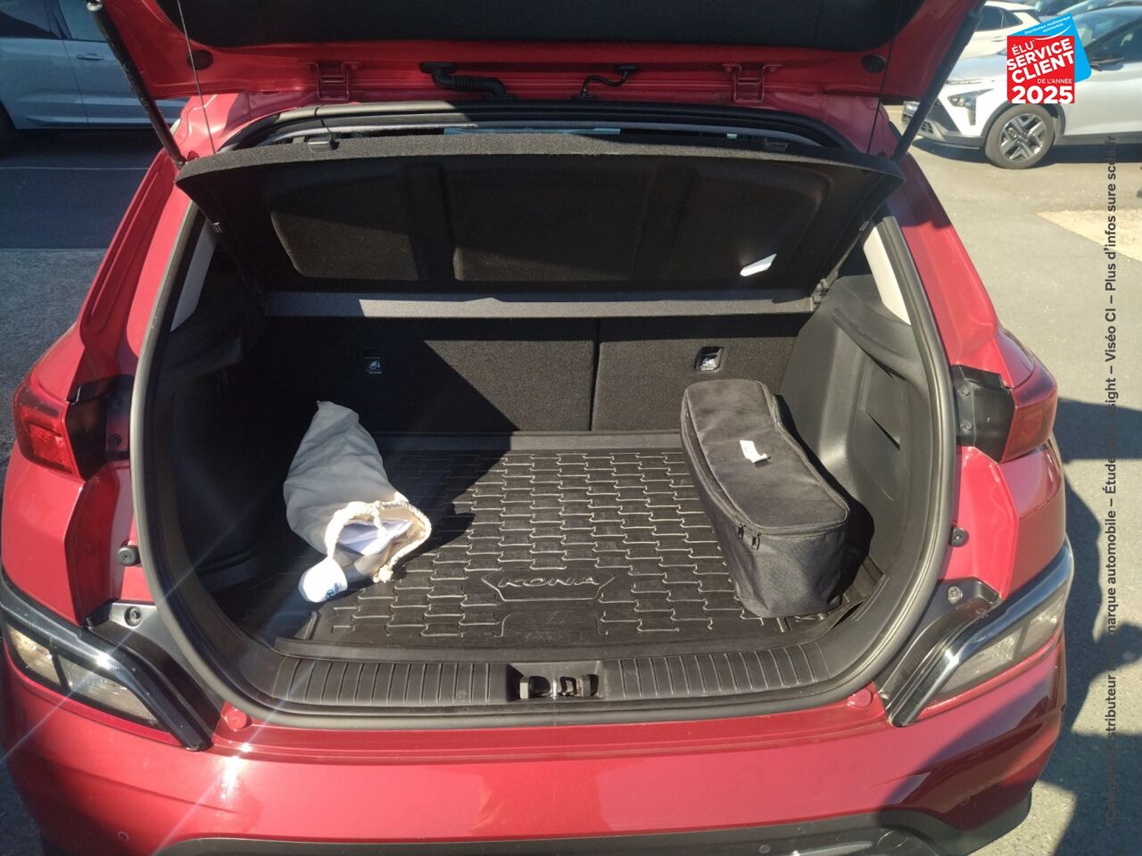 Véhicule d'occasion HYUNDAI KONA ELECTRIC 64KWH - 204CH INTUITIVE CAMERA chez Hyundai Epernay