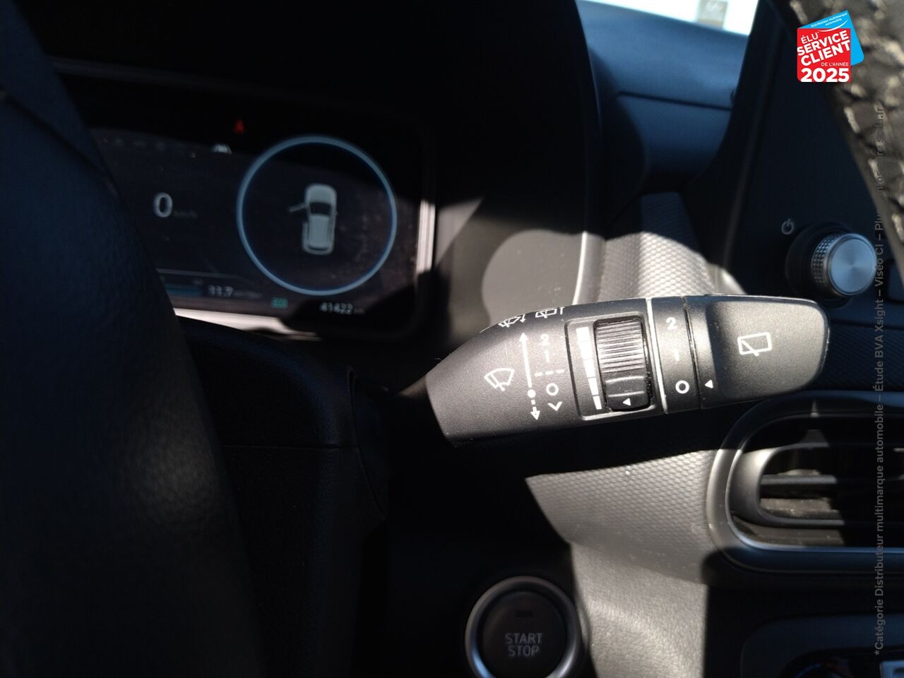 Véhicule d'occasion HYUNDAI KONA ELECTRIC 64KWH - 204CH INTUITIVE CAMERA chez Hyundai Epernay