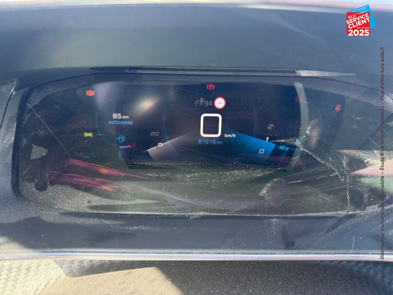 Véhicule d'occasion PEUGEOT 208 1.2 PURETECH 100CH S/S GT LINE CAMERA GPS chez Renault Saint-Louis