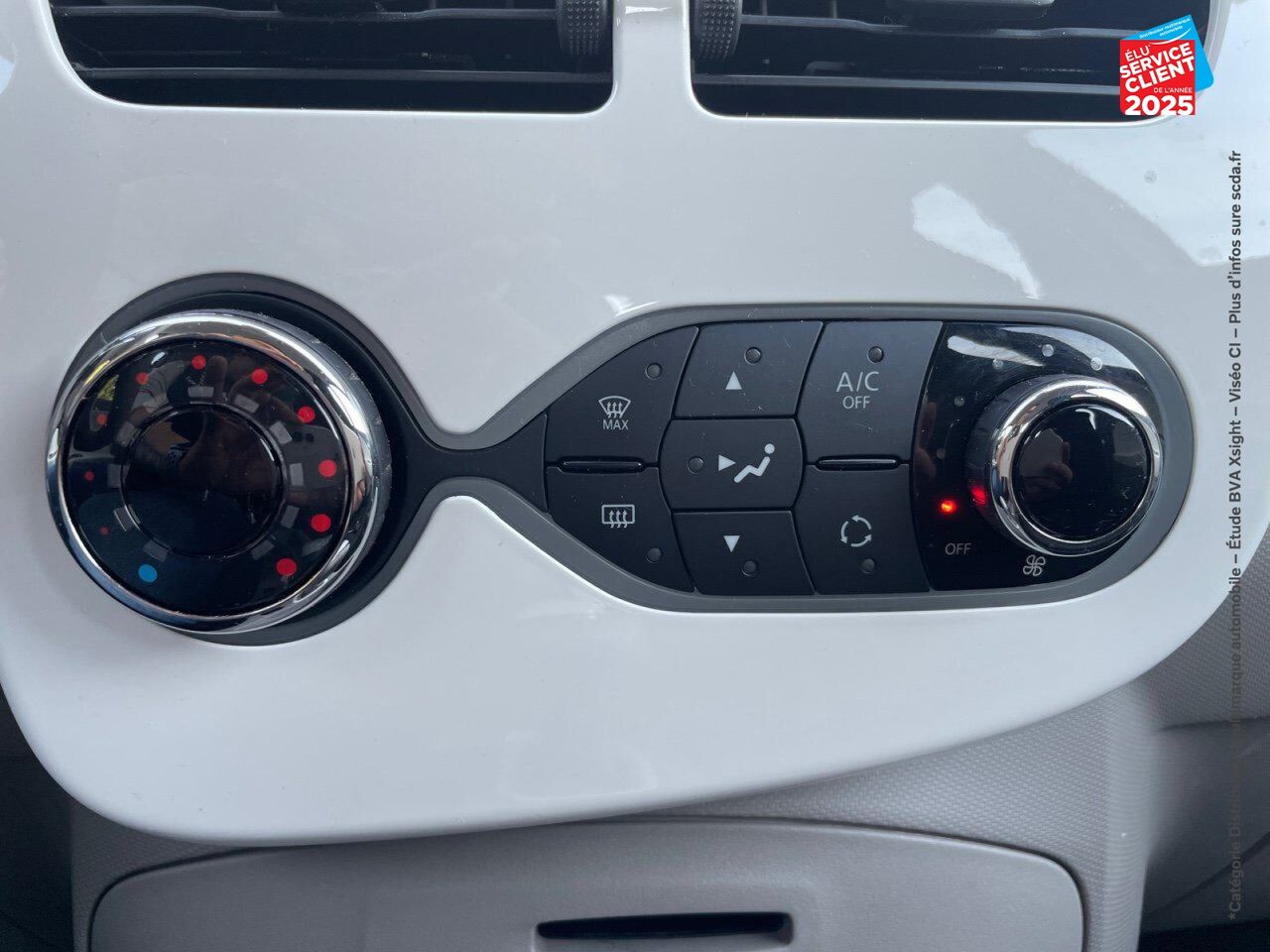 Véhicule d'occasion RENAULT ZOE CITY CHARGE NORMALE R90 chez Renault Colmar