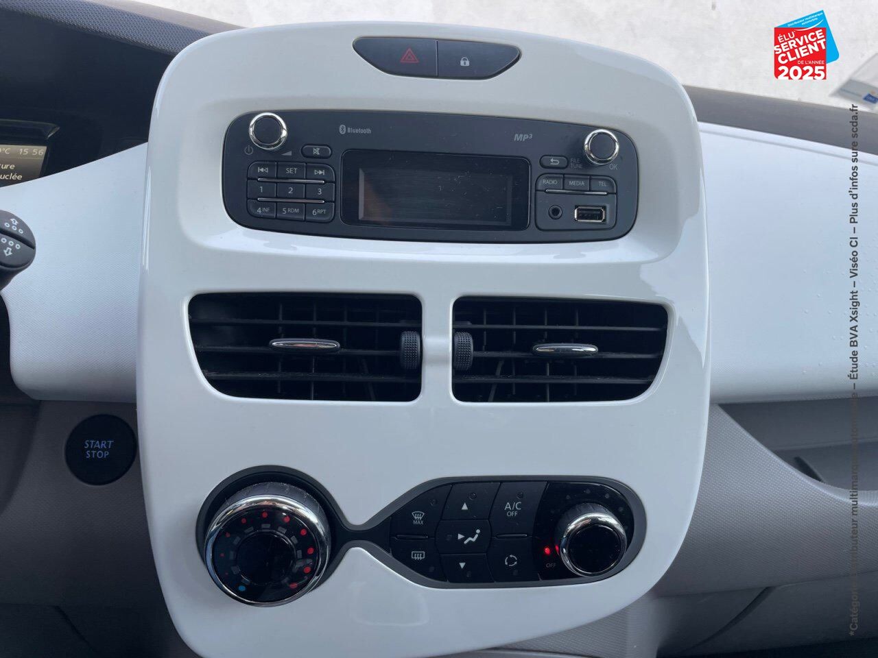 Véhicule d'occasion RENAULT ZOE CITY CHARGE NORMALE R90 chez Renault Colmar