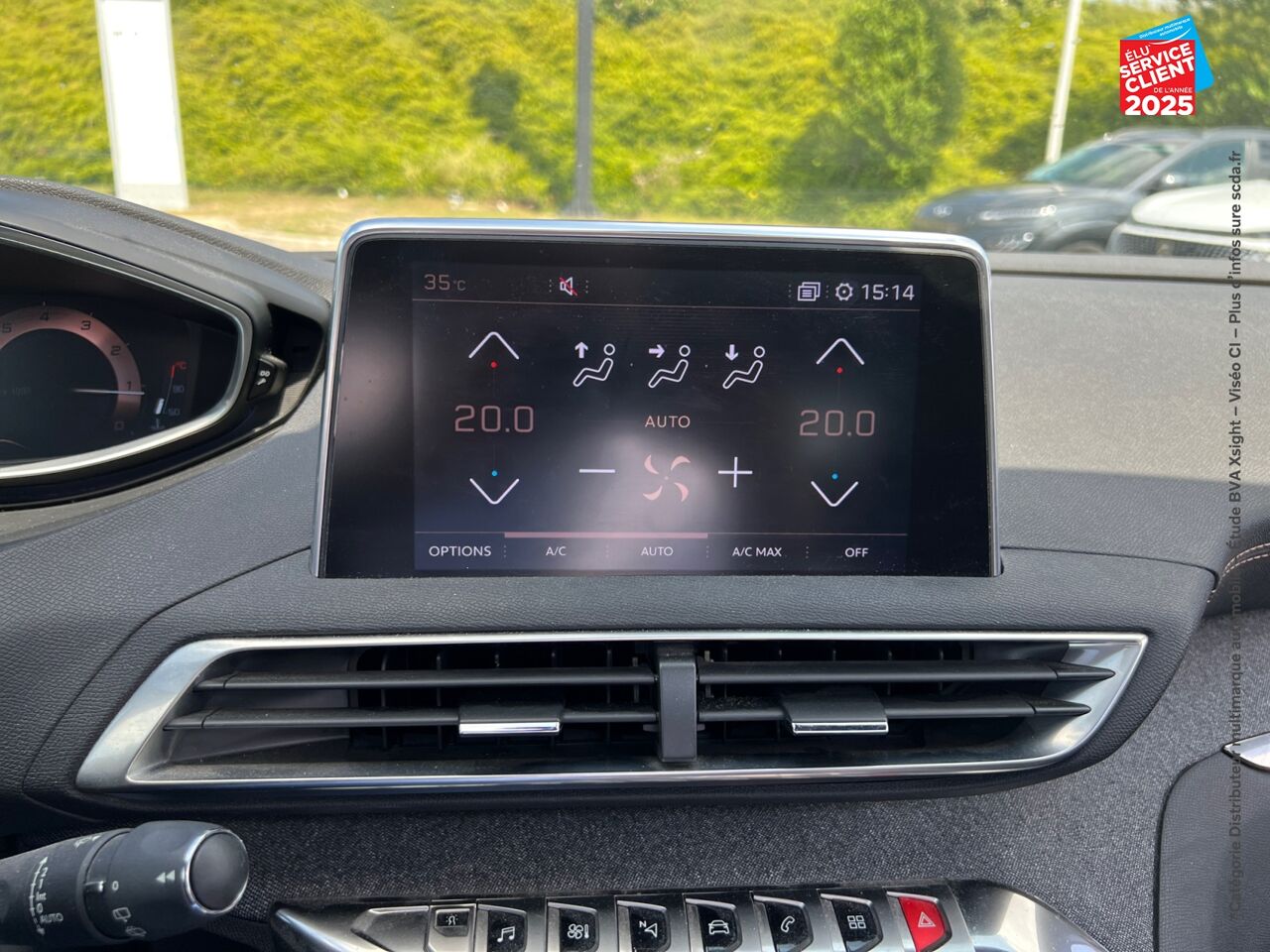 Véhicule d'occasion PEUGEOT 3008 1.2 PURETECH 130CH GT LINE S/S EAT6 TOUVRANT CAMERA chez Renault Colmar