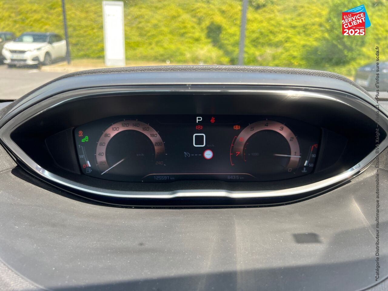 Véhicule d'occasion PEUGEOT 3008 1.2 PURETECH 130CH GT LINE S/S EAT6 TOUVRANT CAMERA chez Renault Colmar