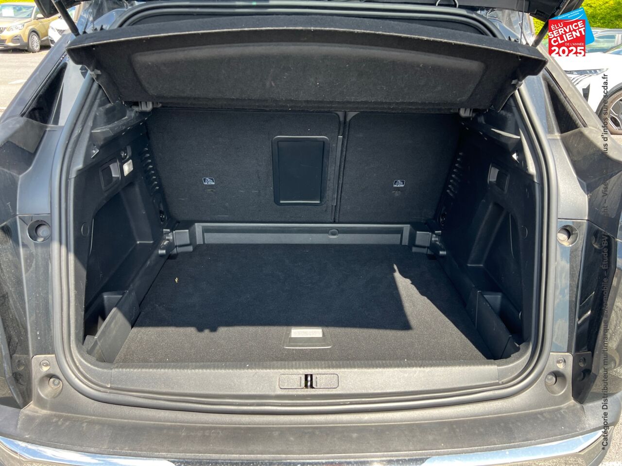 Véhicule d'occasion PEUGEOT 3008 1.2 PURETECH 130CH GT LINE S/S EAT6 TOUVRANT CAMERA chez Renault Colmar