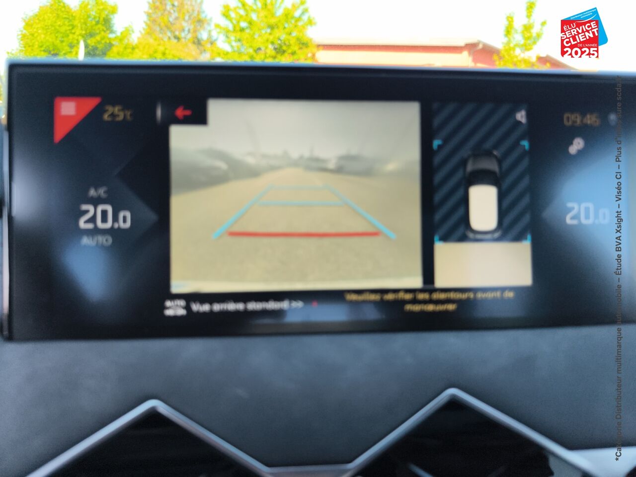 Véhicule d'occasion DS DS 3 CROSSBACK PURETECH 155CH GRAND CHIC AUTOMATIQUE SIEGES CHAUF/CUIR GPS CAMERA CARPLAY chez Renault Saint-Louis