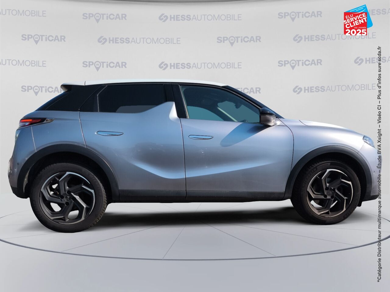 Véhicule d'occasion DS DS 3 CROSSBACK PURETECH 155CH GRAND CHIC AUTOMATIQUE SIEGES CHAUF/CUIR GPS CAMERA CARPLAY chez Renault Saint-Louis