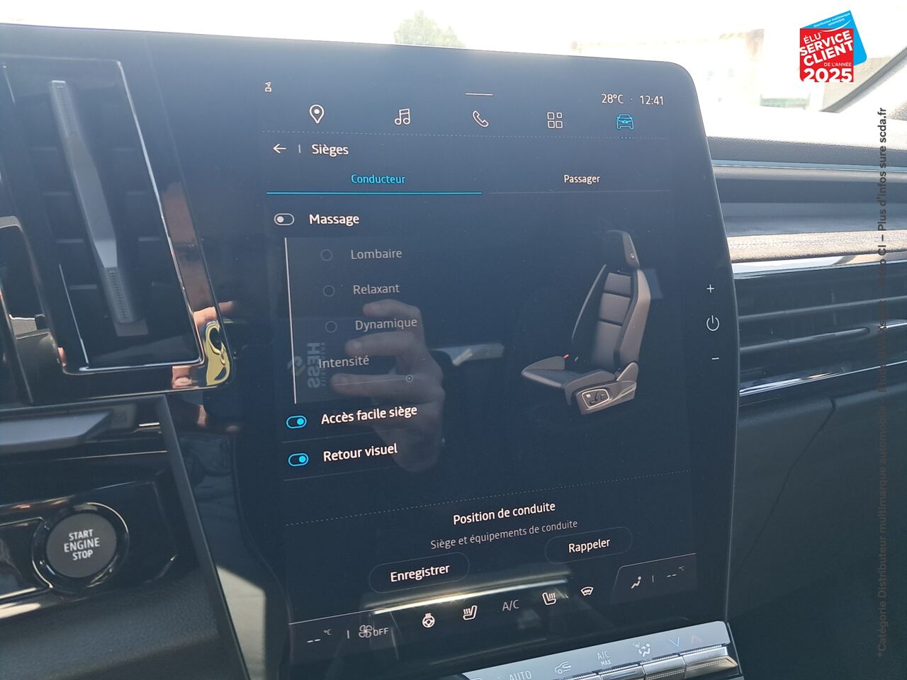 Véhicule d'occasion RENAULT ESPACE 1.2 E-TECH FULL HYBRID 200CH ESPRIT ALPINE TPANO SIEGE CHAUF VOLANT CHAUF GPS chez Renault Saint-Louis