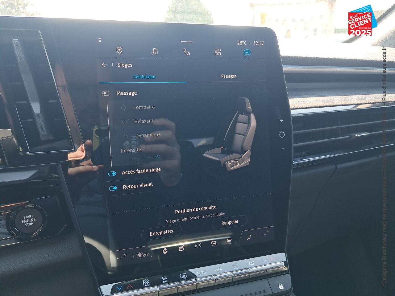 Véhicule d'occasion RENAULT ESPACE 1.2 E-TECH FULL HYBRID 200CH ESPRIT ALPINE TPANO SIEGE CHAUF VOLANT CHAUF GPS chez Renault Saint-Louis