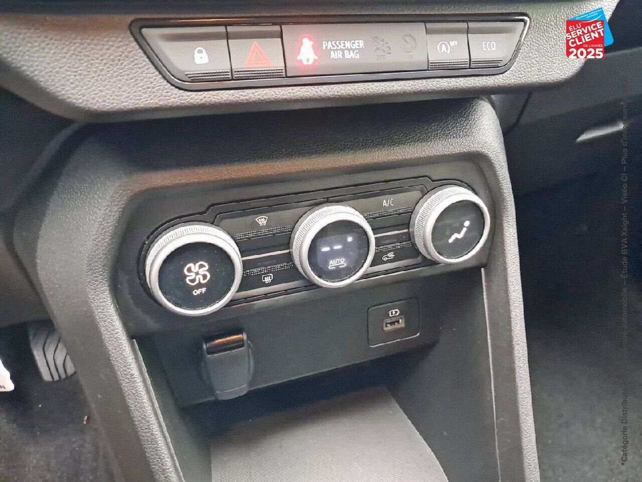 Véhicule d'occasion DACIA SANDERO 1.0 ECO-G 100CH STEPWAY EXPRESSION GPS CAMERA chez Renault Colmar
