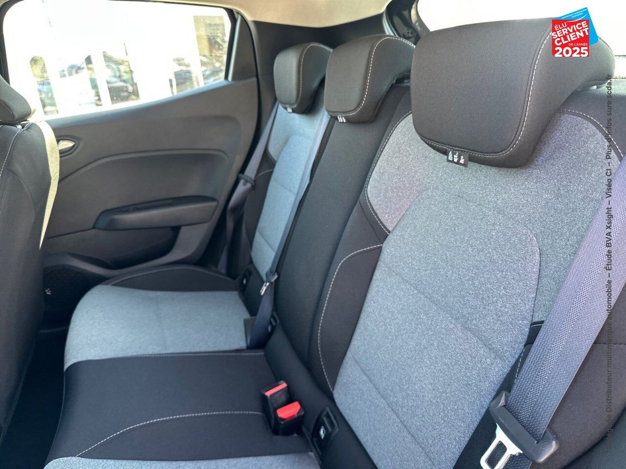 Véhicule d'occasion RENAULT CLIO 1.0 TCE 100CH EVOLUTION GPL GPS RADAR AR chez Hyundai Reims