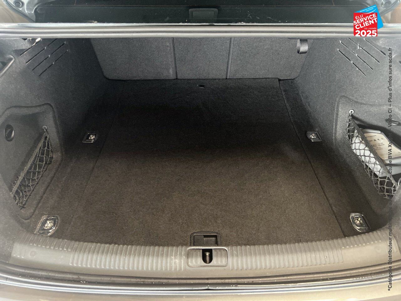 Véhicule d'occasion AUDI A4 35 TFSI 150CH S LINE S TRONIC 7 GPS CAMERA RADAR AR AV chez BMW Dole