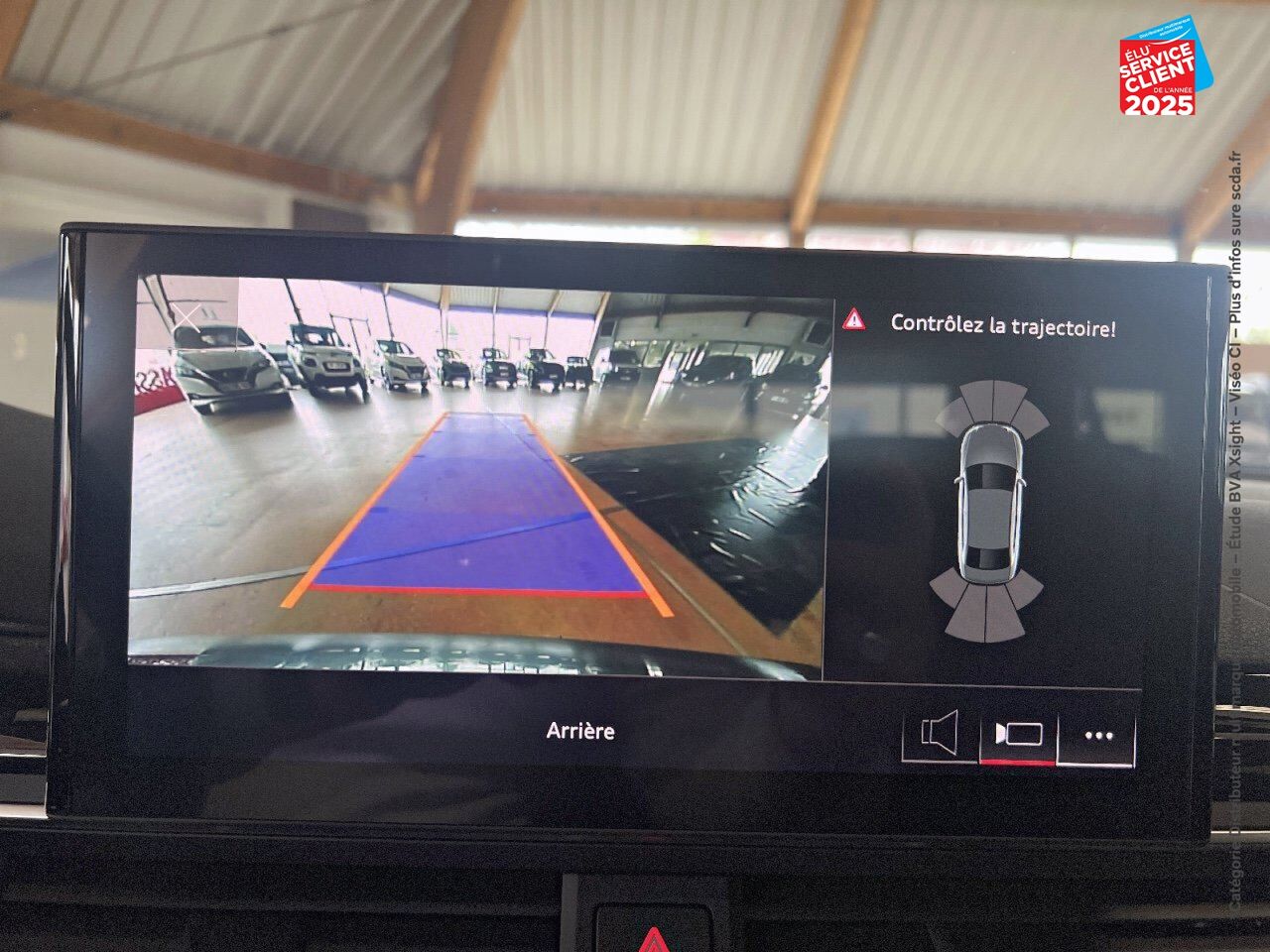 Véhicule d'occasion AUDI A4 35 TFSI 150CH S LINE S TRONIC 7 GPS CAMERA RADAR AR AV chez BMW Dole