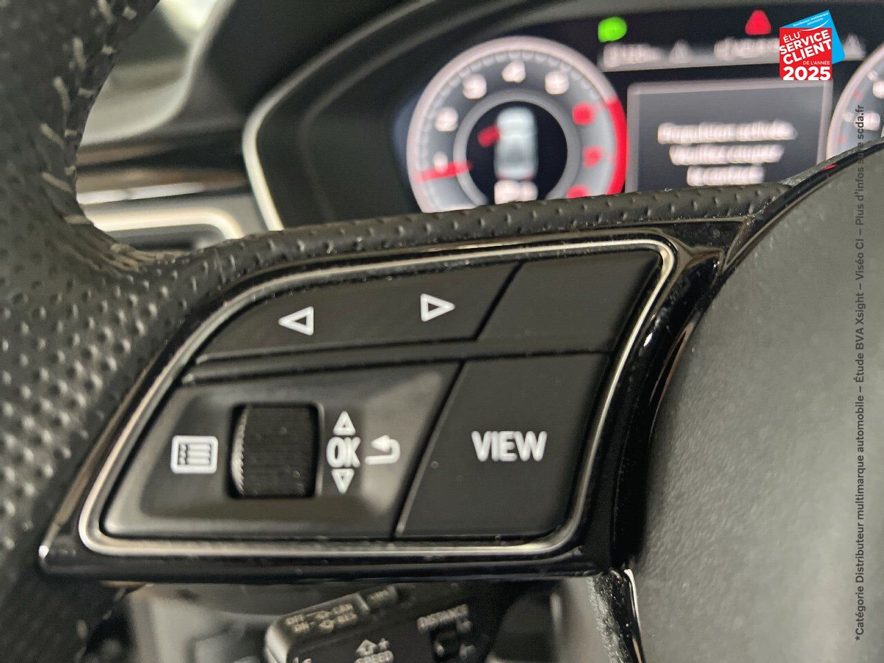 Véhicule d'occasion AUDI A4 35 TFSI 150CH S LINE S TRONIC 7 GPS CAMERA RADAR AR AV chez BMW Dole