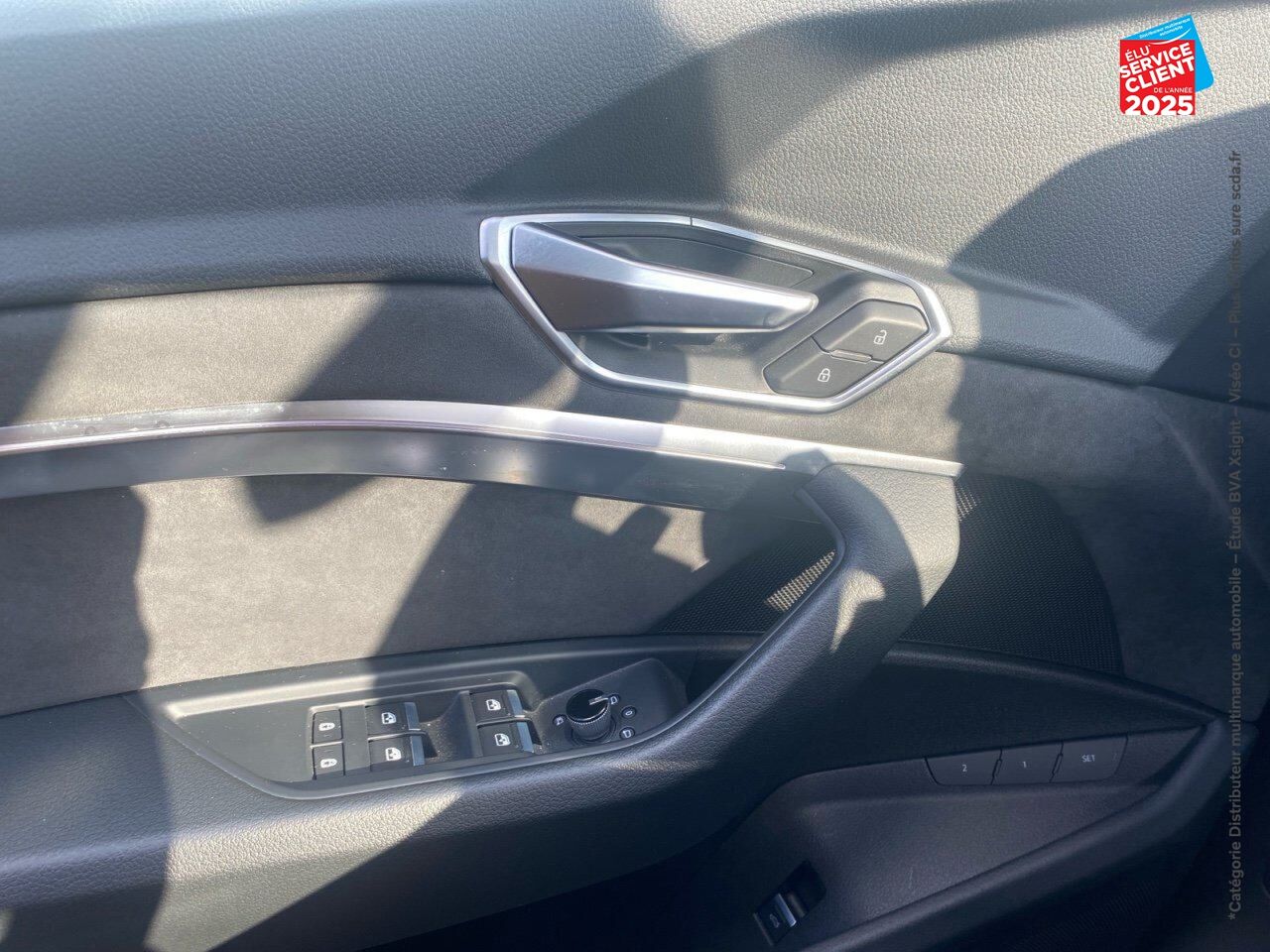 Véhicule d'occasion AUDI E-TRON 50 313CH AVUS E-QUATTRO 9CV CUIR GPS CAMERA chez MINI Besançon
