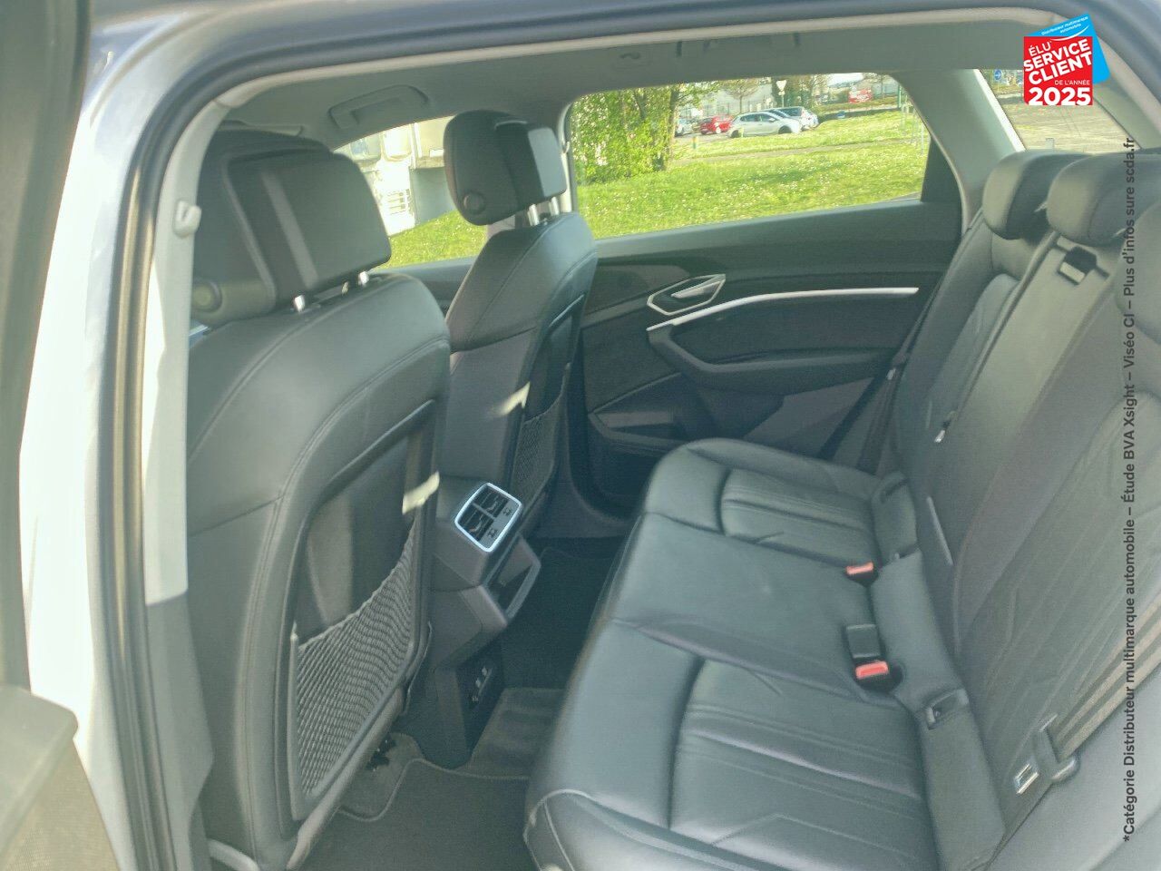 Véhicule d'occasion AUDI E-TRON 50 313CH AVUS E-QUATTRO 9CV CUIR GPS CAMERA chez MINI Besançon