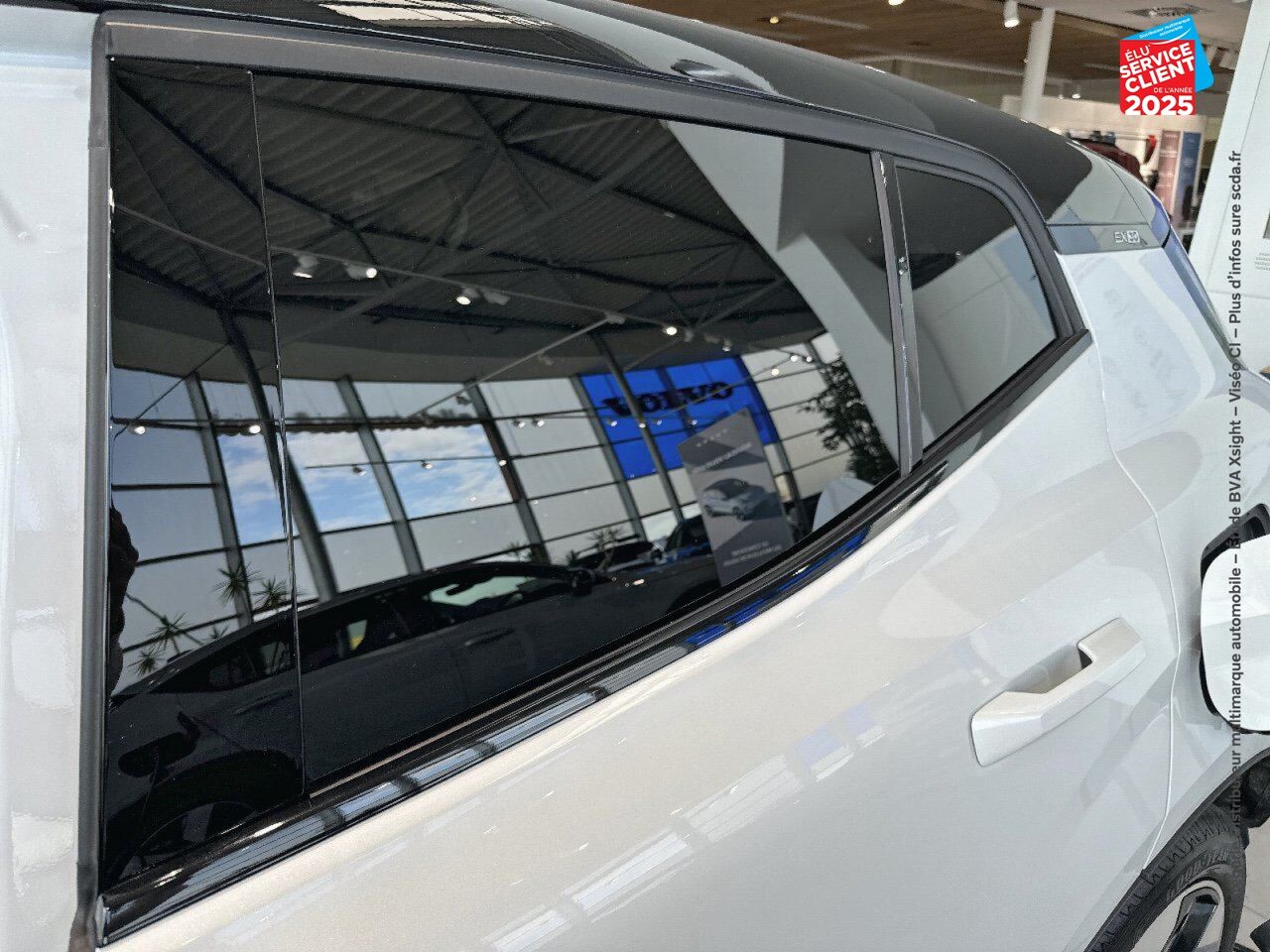 Véhicule d'occasion VOLVO EX30 SINGLE EXTENDED RANGE 272CH PLUS chez Opel Besançon