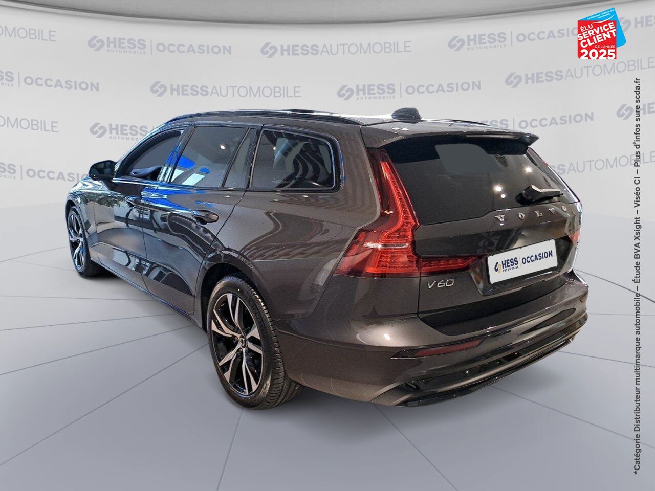 Véhicule d'occasion VOLVO V60 B4 197CH PLUS STYLE DARK DCT 7 chez Volvo Strasbourg