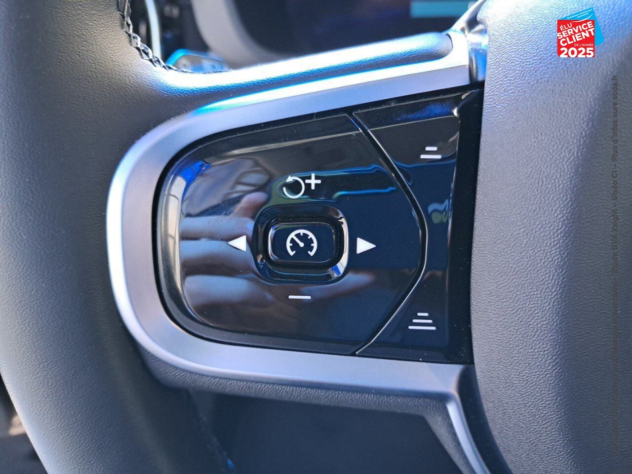Véhicule neuf VOLVO XC60 T6 HYBRIDE RECHARGEABLE 253 + 145CH ULTRA STYLE DARK GEARTRONIC 8 AWD chez Volvo Strasbourg