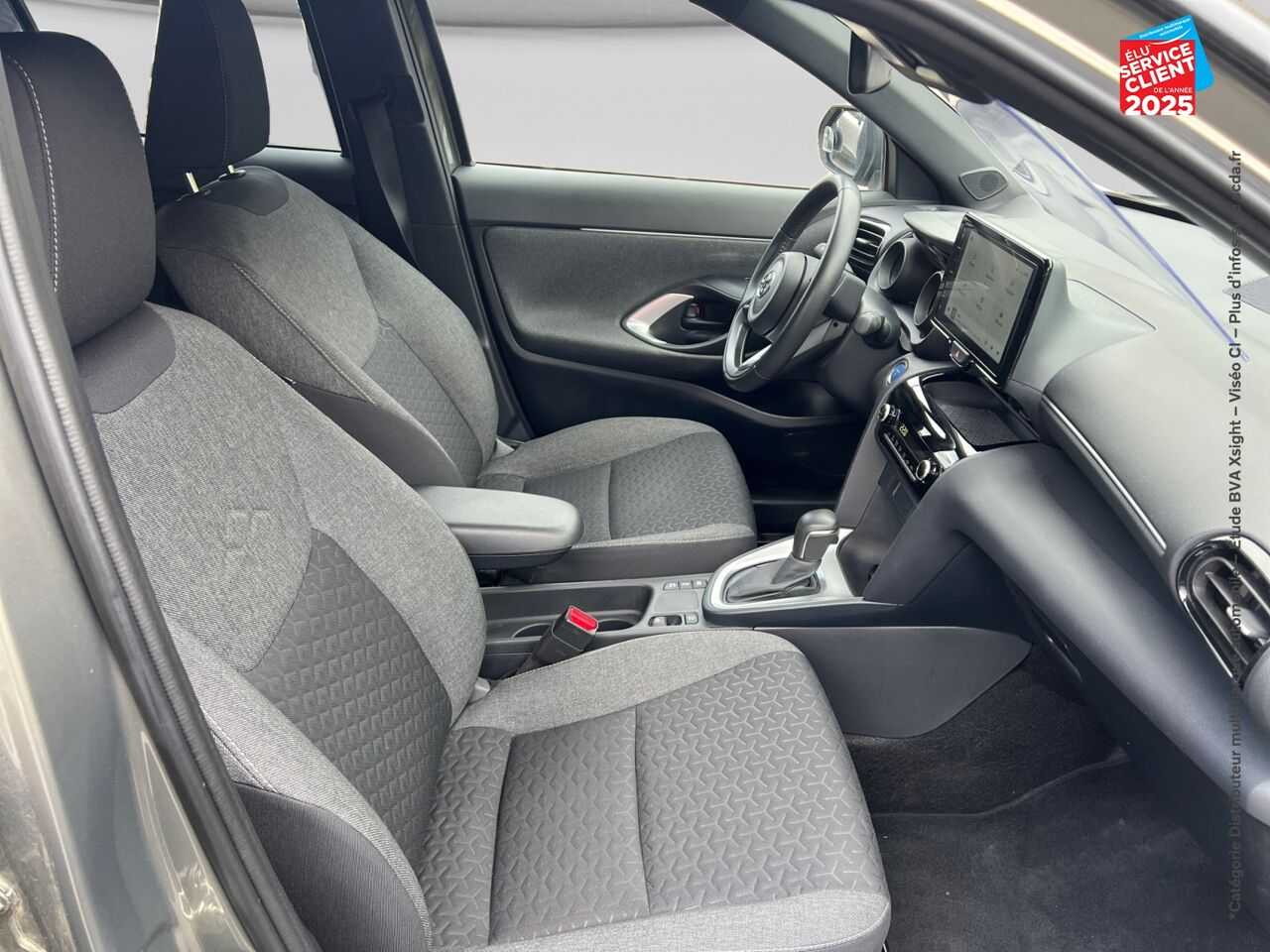 Véhicule d'occasion TOYOTA YARIS CROSS 116H DESIGN MY22 chez Toyota Besançon