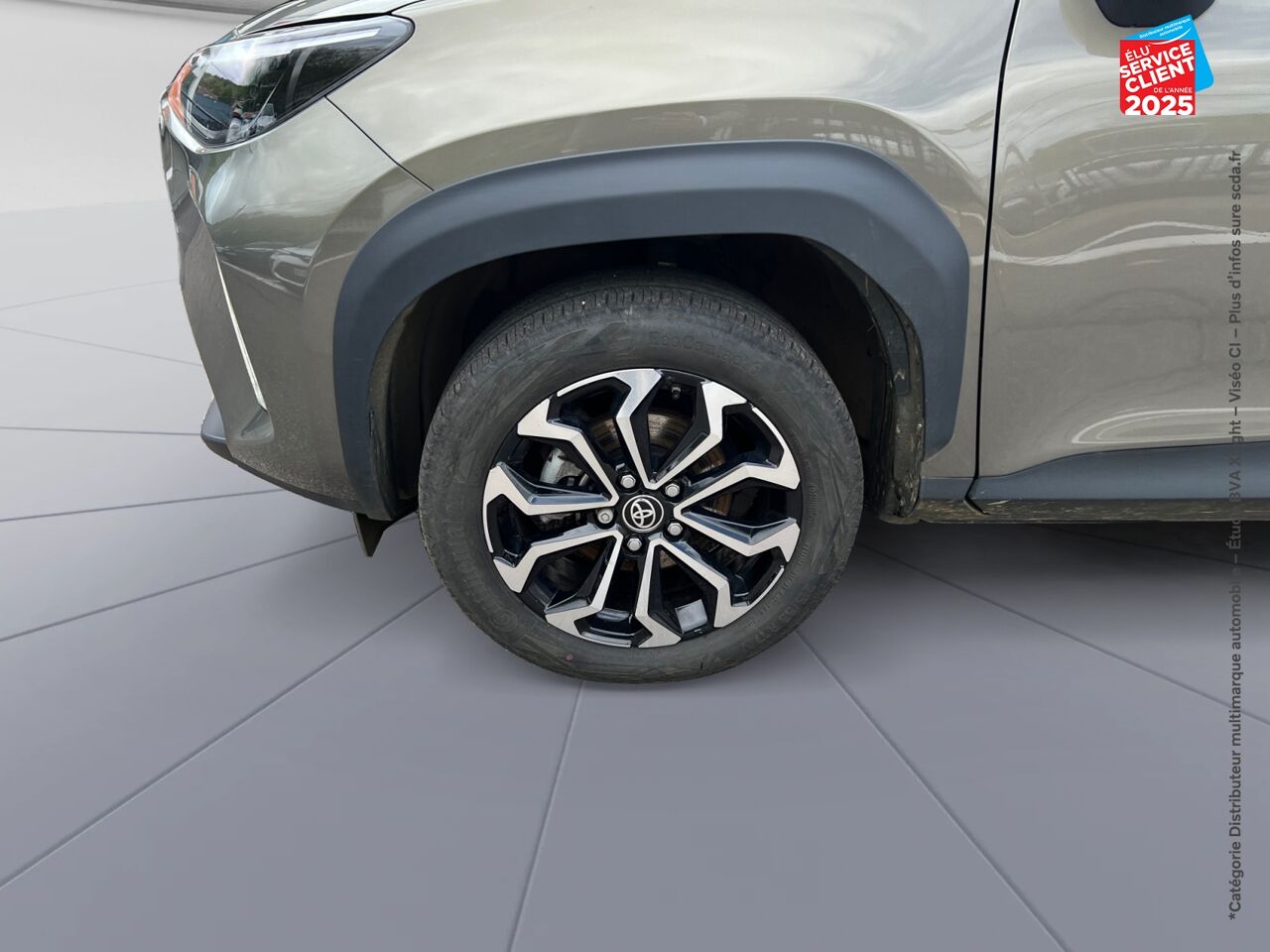 Véhicule d'occasion TOYOTA YARIS CROSS 116H DESIGN MY22 chez Toyota Besançon