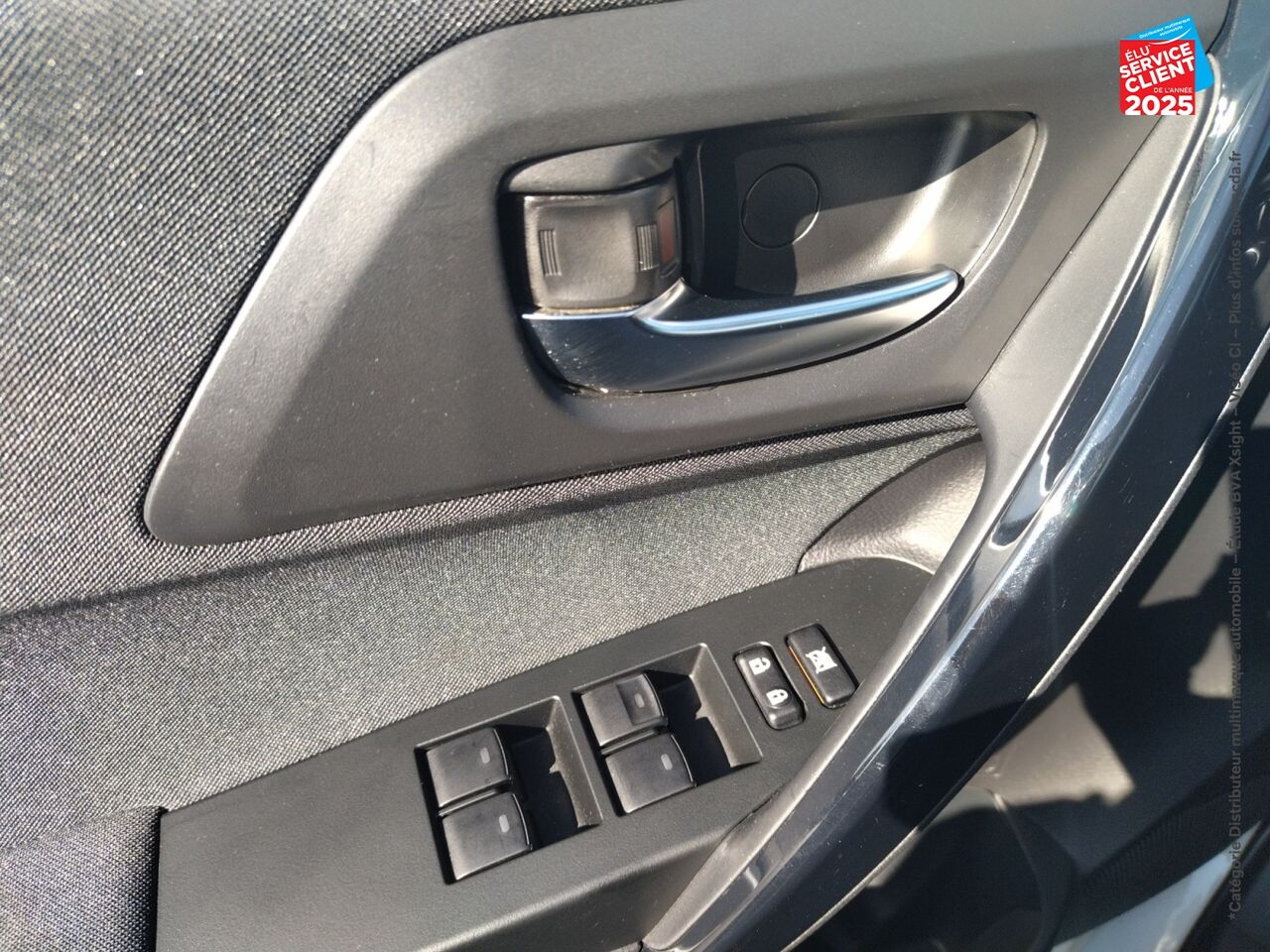 Véhicule d'occasion TOYOTA AURIS 1.2 TURBO 116CH DESIGN CAMERA chez Fiat Colmar