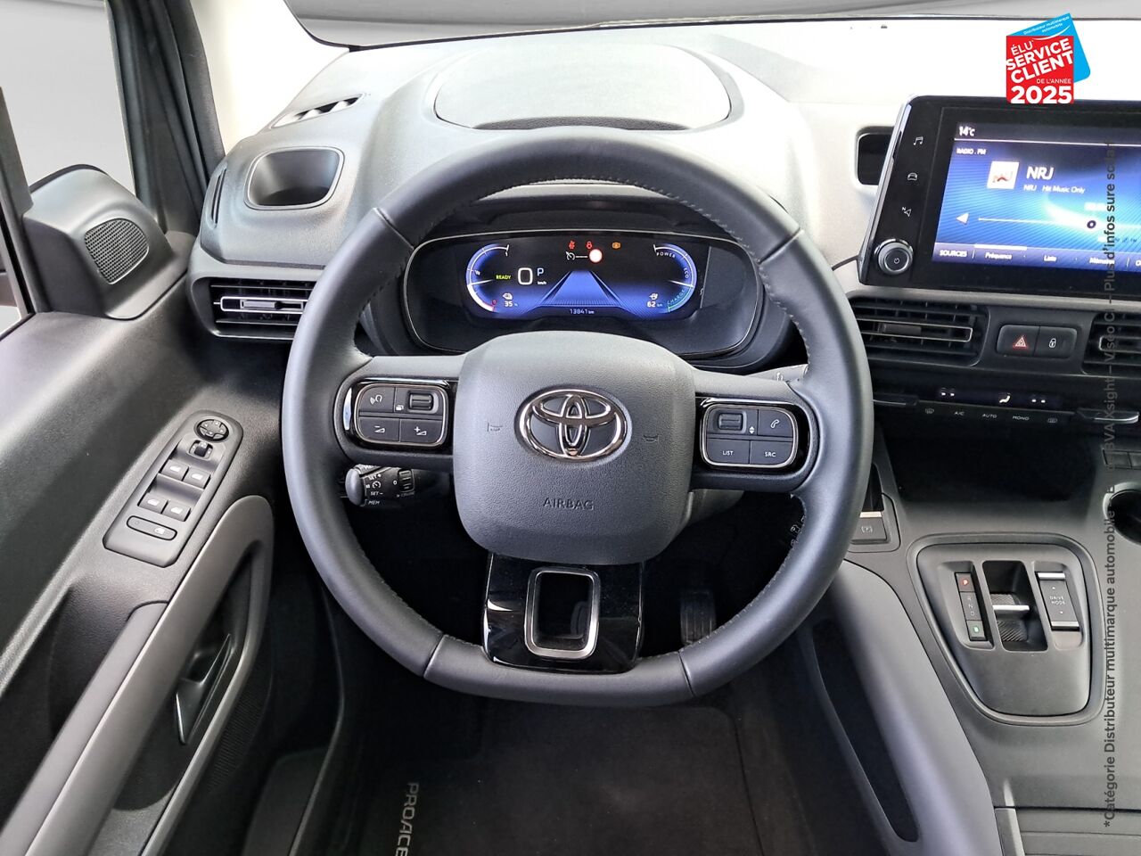Véhicule d'occasion TOYOTA PROACE CITY VERSO PROACE VERSO LONG ELECTRIC 50 KWH EXECUTIVE CAMERA CARPLAY chez Toyota Thionville