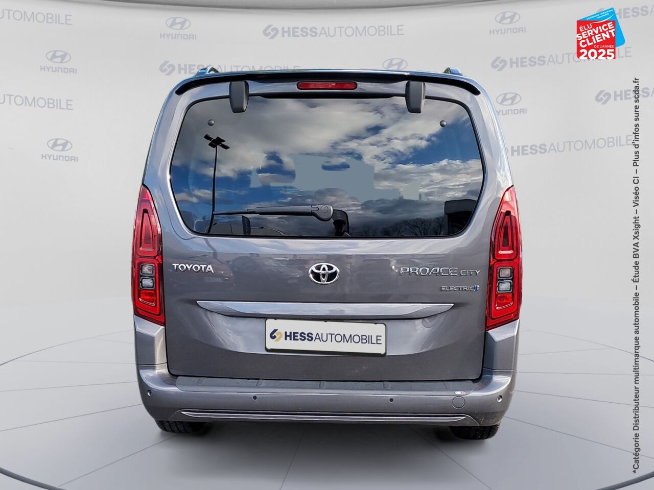 Véhicule d'occasion TOYOTA PROACE CITY VERSO PROACE VERSO LONG ELECTRIC 50 KWH EXECUTIVE CAMERA CARPLAY chez Toyota Thionville