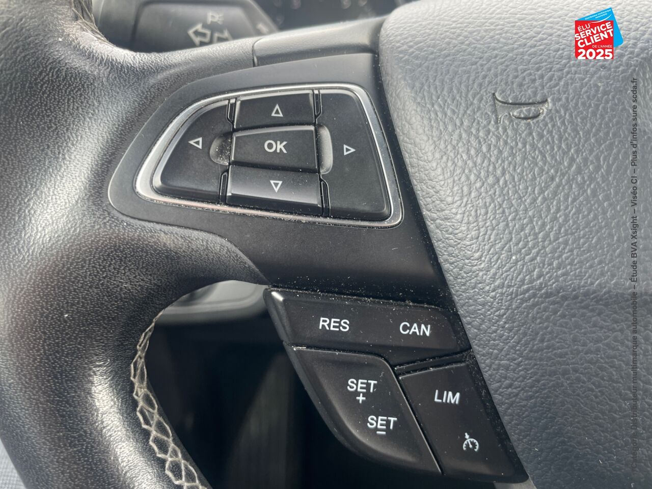 Véhicule d'occasion FORD C-MAX 1.0 ECOBOOST 125CH STOP/START TITANIUM EURO6.2 CAMERA chez Toyota Thionville