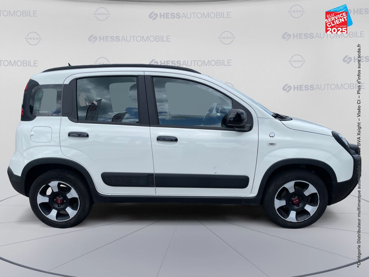 Véhicule d'occasion FIAT PANDA 1.2 8V 69CH SS CITY CROSS WAZE 2019 EURO6D chez Renault Saint-Louis