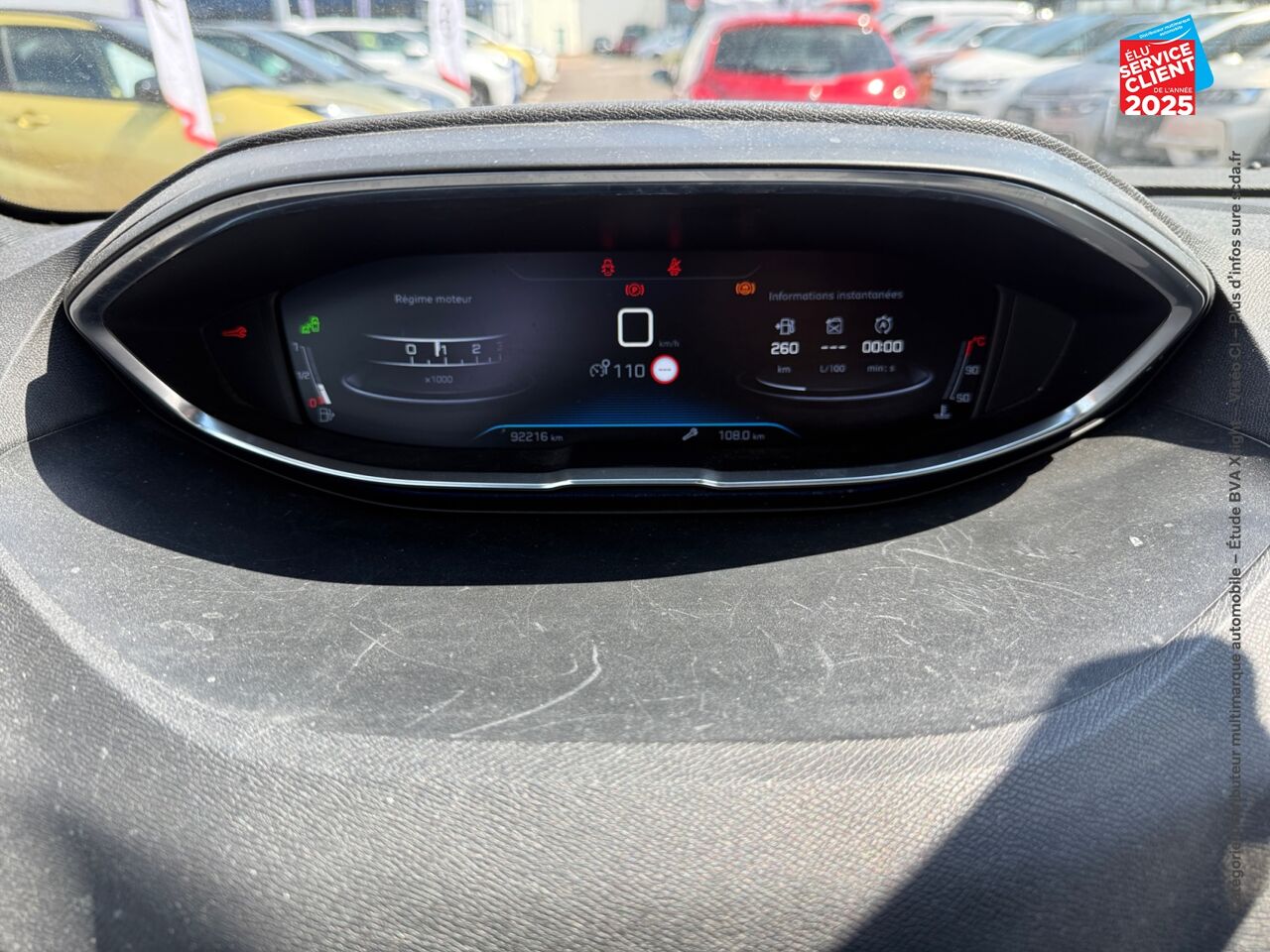 Véhicule d'occasion PEUGEOT 3008 1.2 PURETECH 130CH GT LINE S/S CAMERA GPS chez Renault Saint-Louis