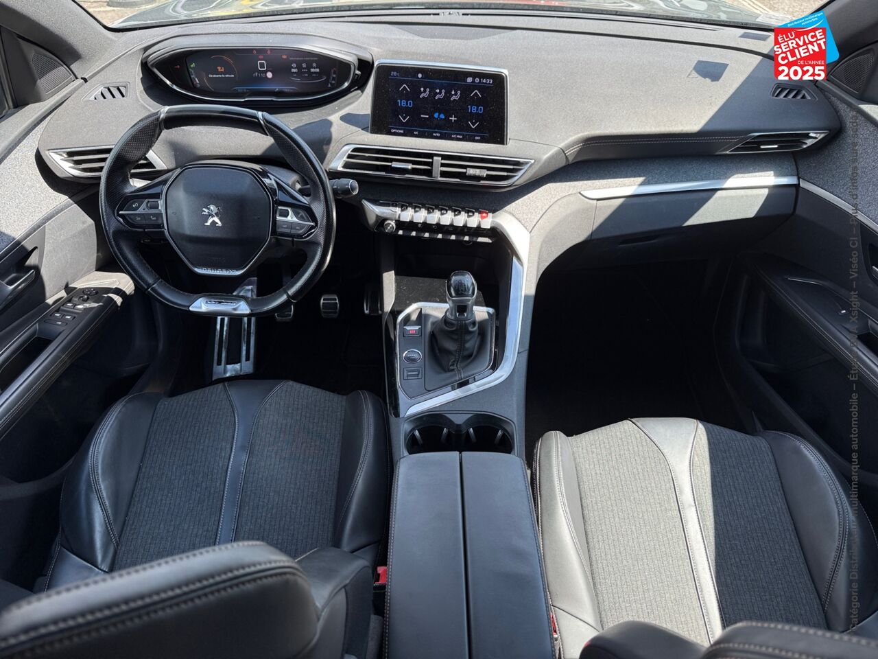 Véhicule d'occasion PEUGEOT 3008 1.2 PURETECH 130CH GT LINE S/S CAMERA GPS chez Renault Saint-Louis