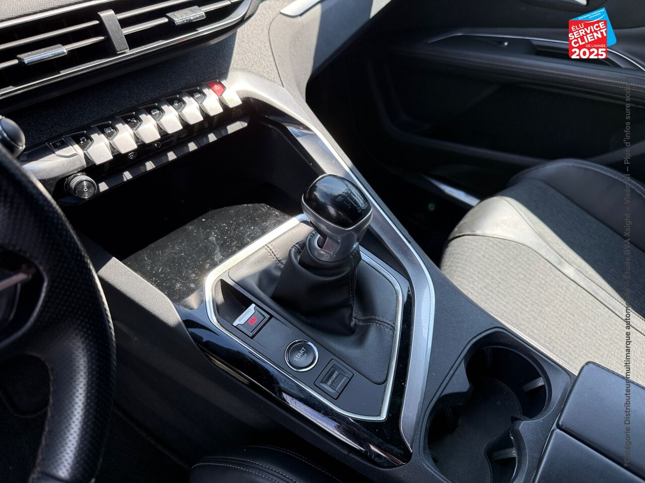 Véhicule d'occasion PEUGEOT 3008 1.2 PURETECH 130CH GT LINE S/S CAMERA GPS chez Renault Saint-Louis