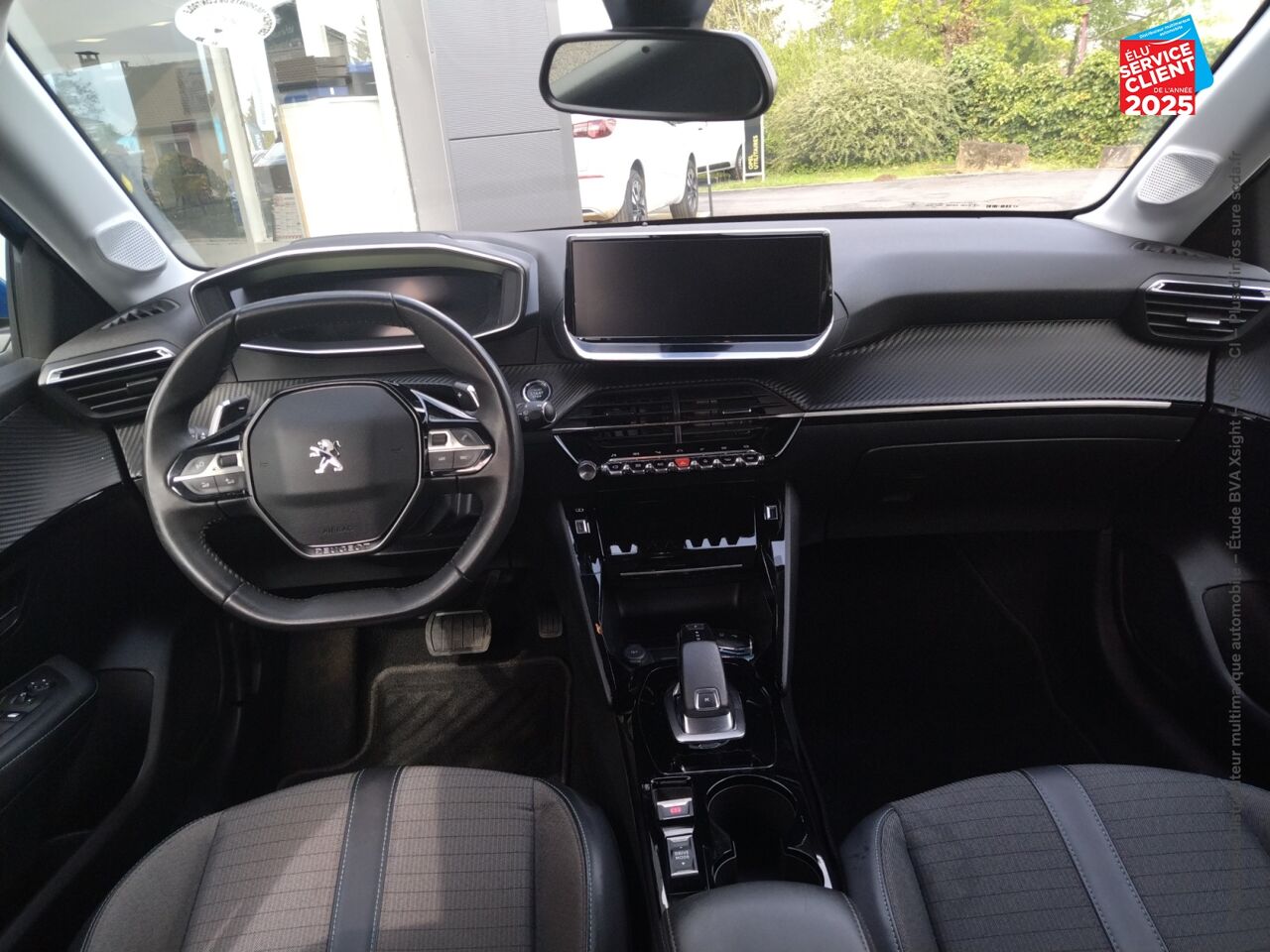 Véhicule d'occasion PEUGEOT 208 1.2 PURETECH 100CH S/S ALLURE BUSINESS EAT8 CAMERA chez Renault Colmar