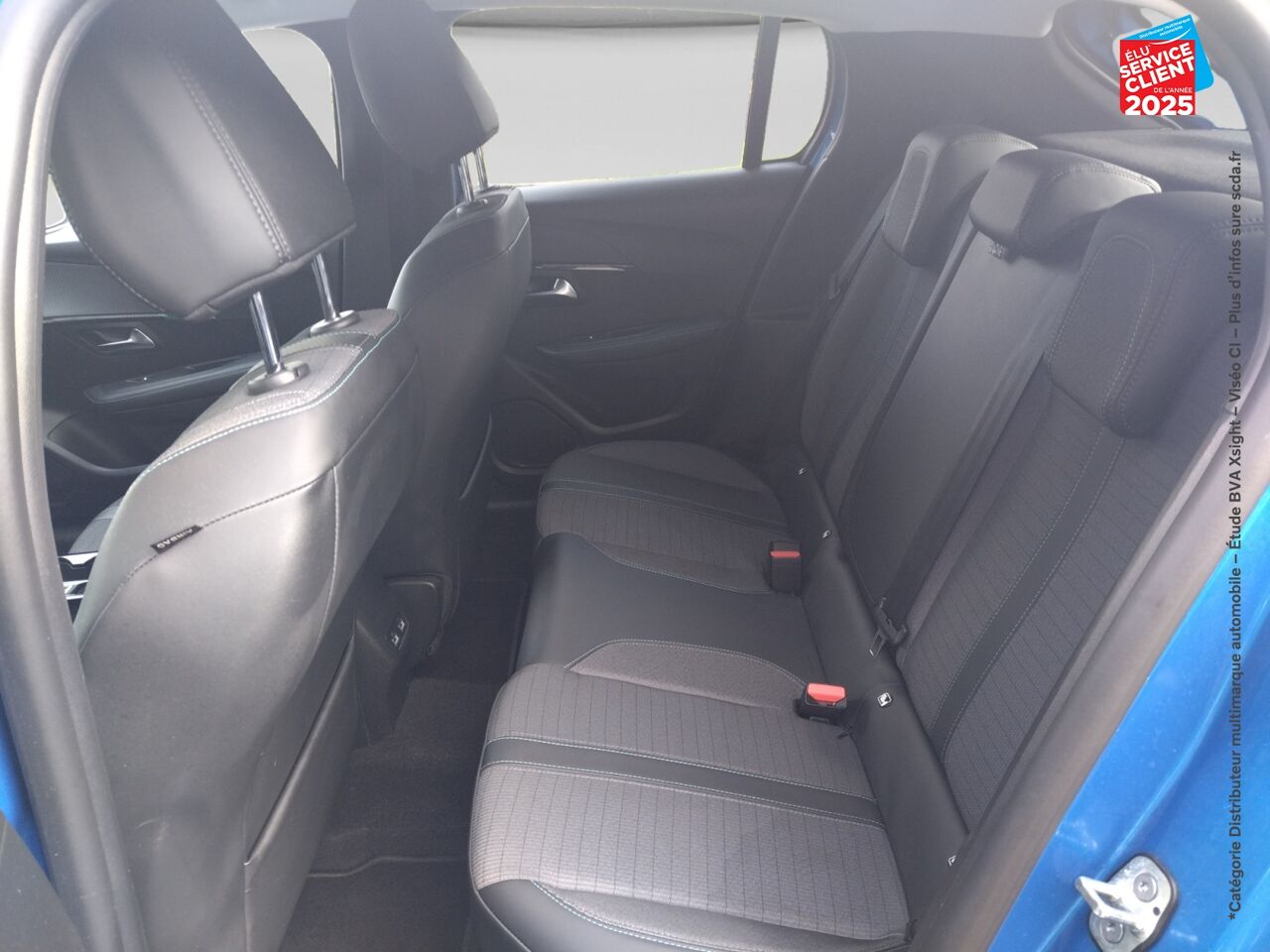 Véhicule d'occasion PEUGEOT 208 1.2 PURETECH 100CH S/S ALLURE BUSINESS EAT8 CAMERA chez Renault Colmar